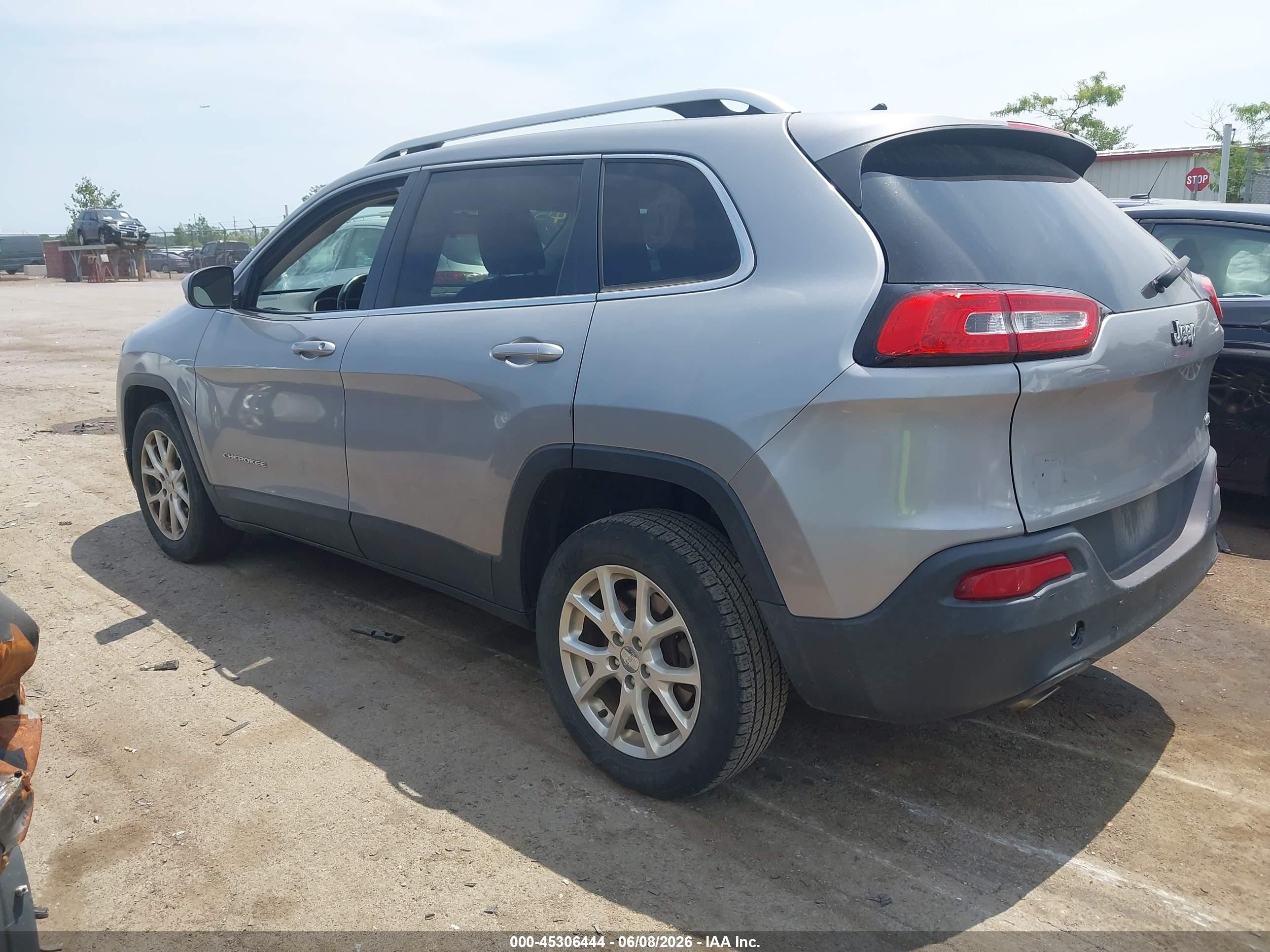 2014 Jeep Cherokee Latitude Gray vin: 1C4PJLCS0EW206594