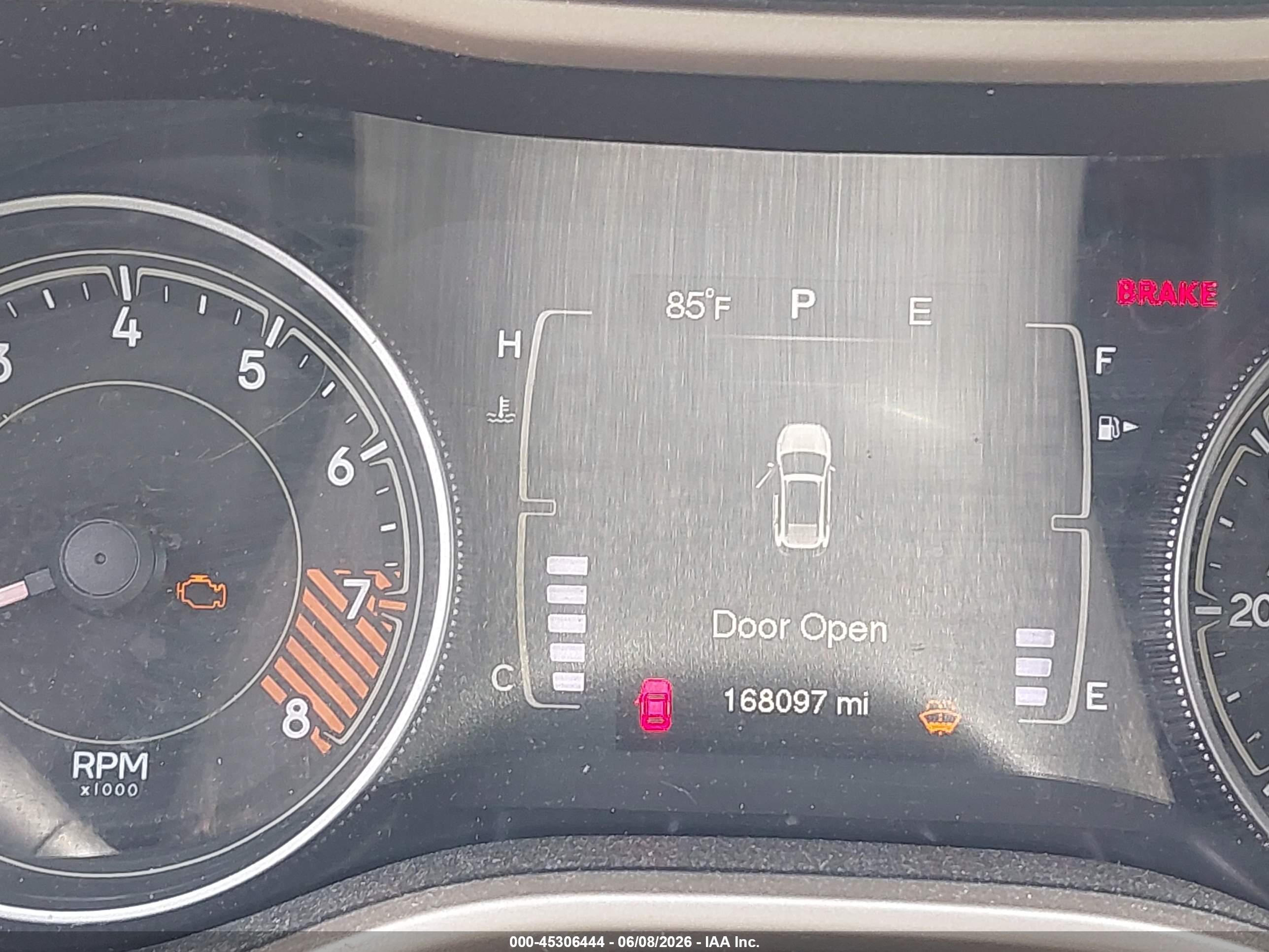 2014 Jeep Cherokee Latitude Gray vin: 1C4PJLCS0EW206594