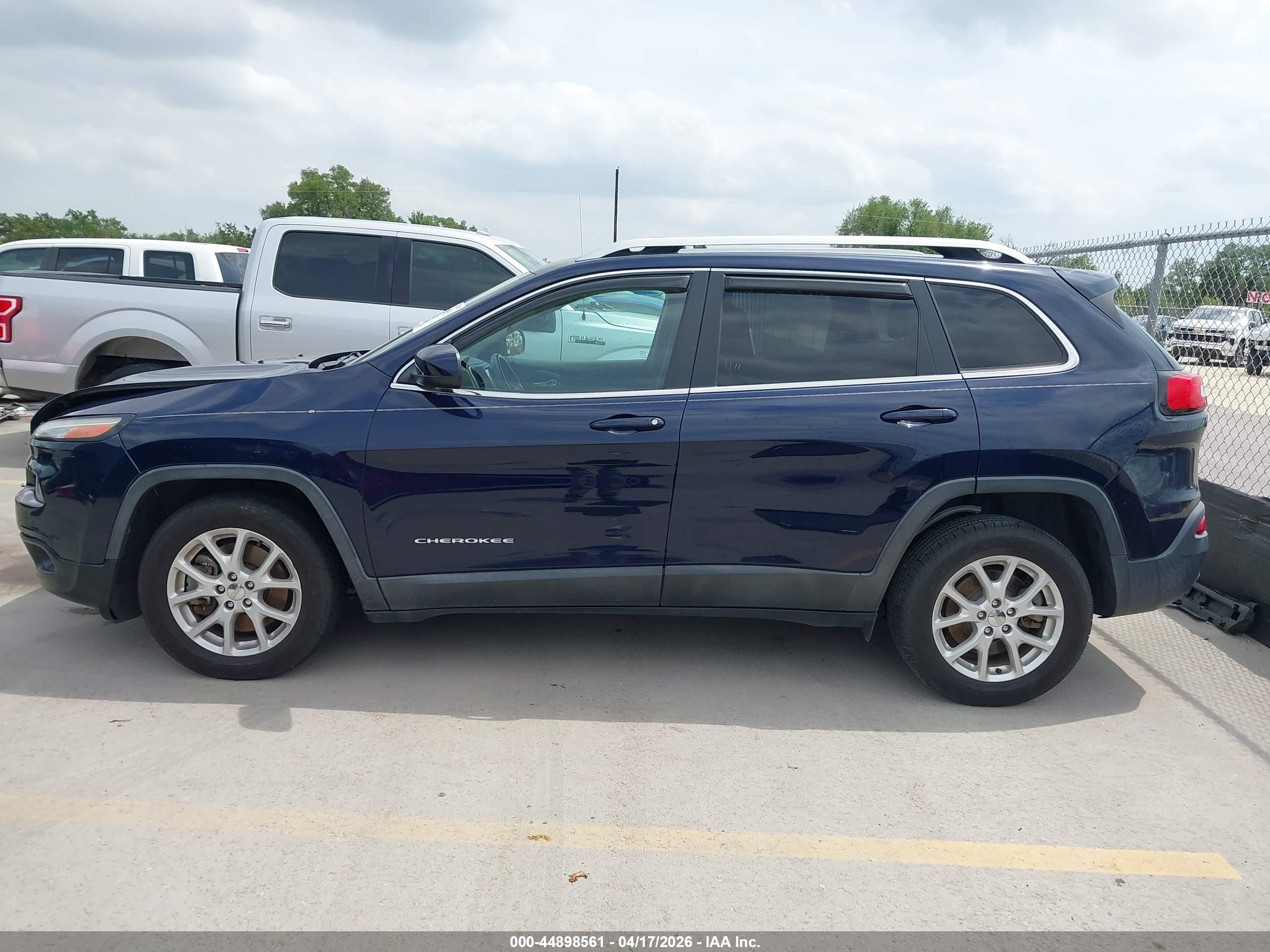 2015 Jeep Cherokee Latitude Синий vin: 1C4PJLCS0FW670048