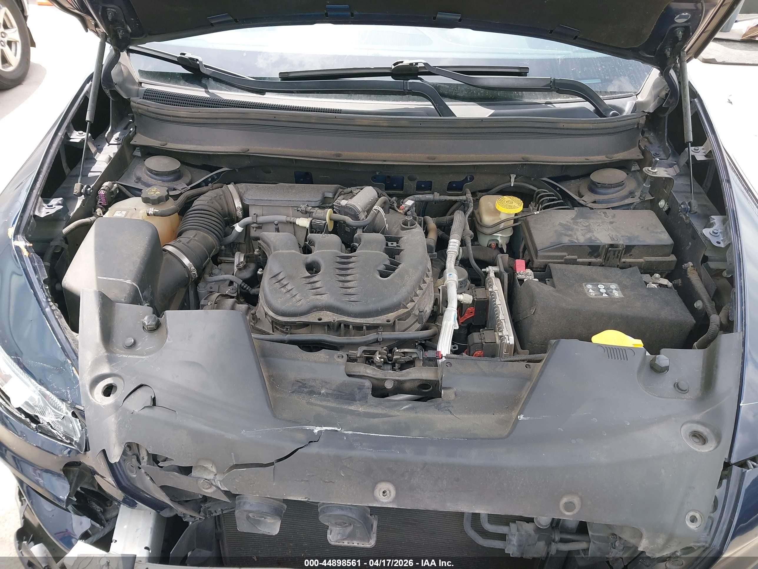 2015 Jeep Cherokee Latitude Синий vin: 1C4PJLCS0FW670048