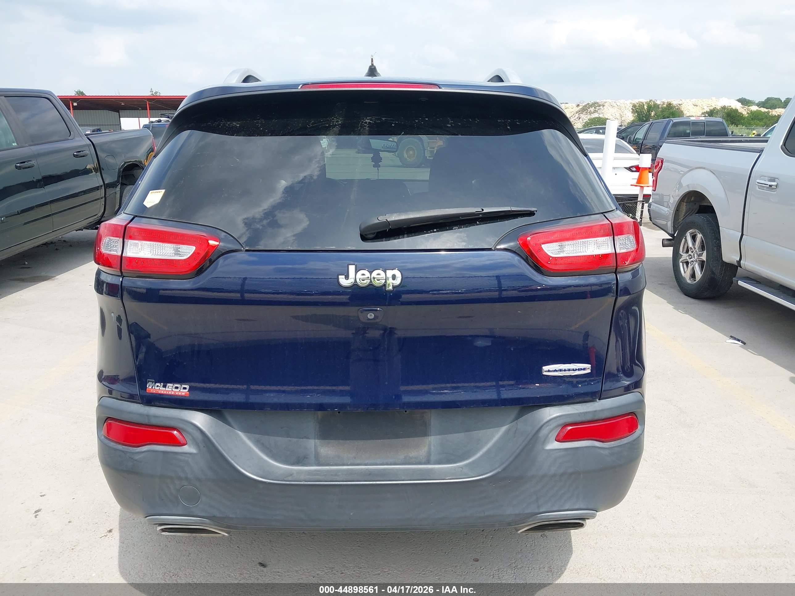 2015 Jeep Cherokee Latitude Синий vin: 1C4PJLCS0FW670048