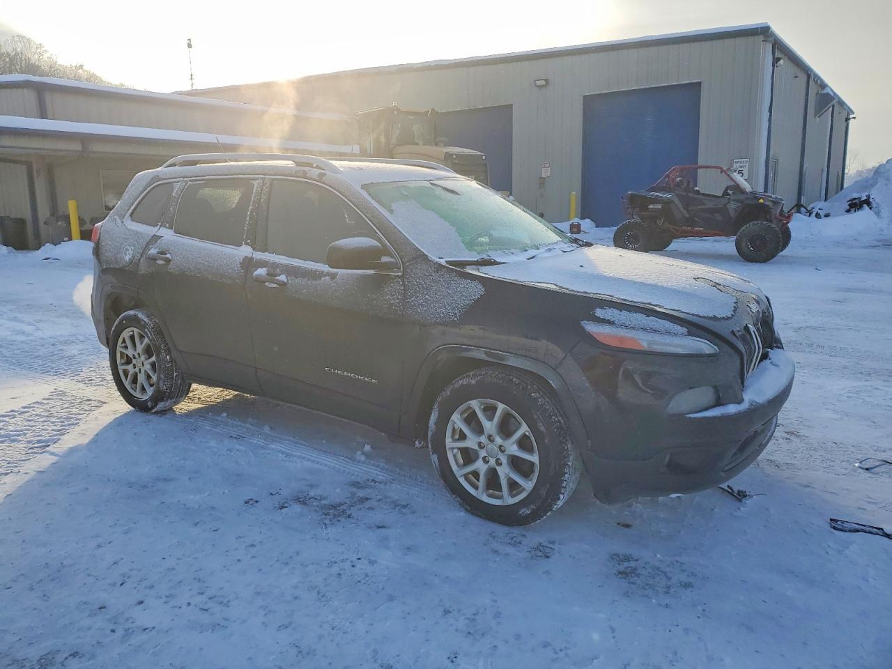 2014 Jeep Cherokee Latitude Black vin: 1C4PJLCS1EW103636