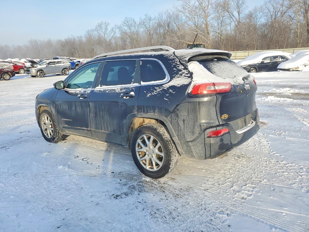 2014 Jeep Cherokee Latitude Black vin: 1C4PJLCS1EW103636