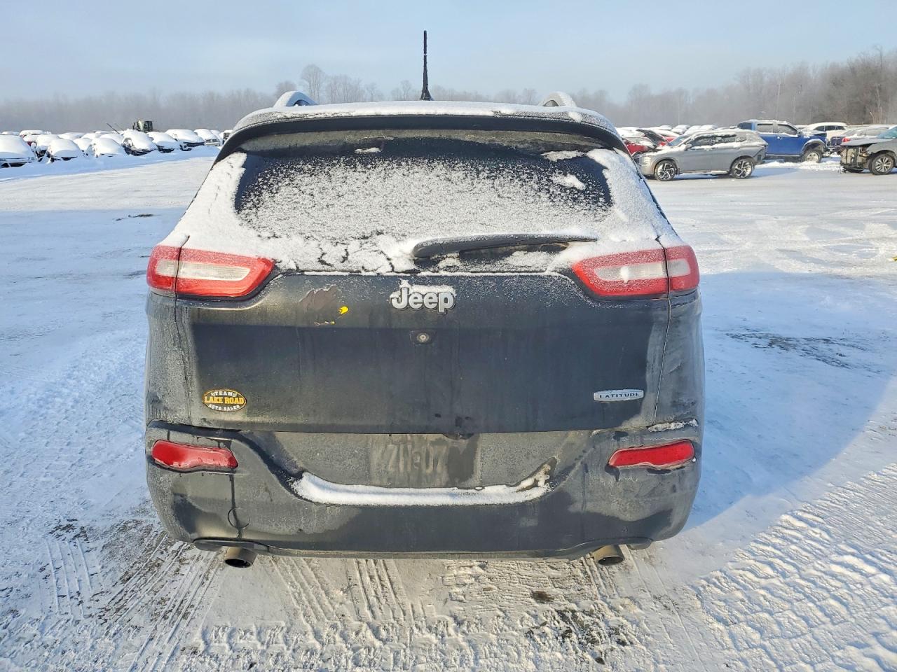 2014 Jeep Cherokee Latitude Black vin: 1C4PJLCS1EW103636