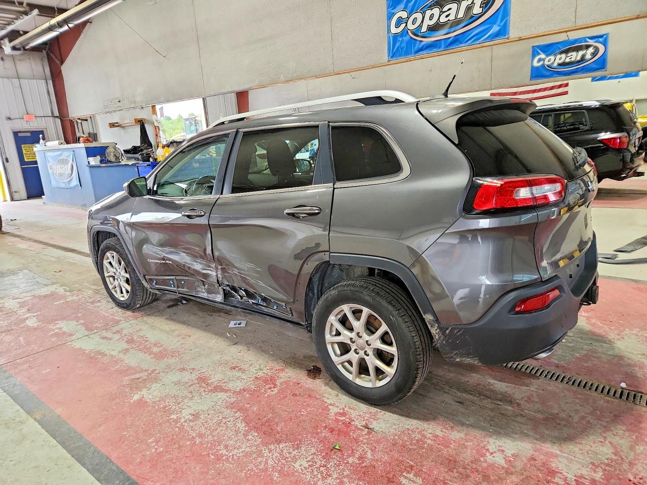 2014 Jeep Cherokee Latitude Gray vin: 1C4PJLCS1EW148351