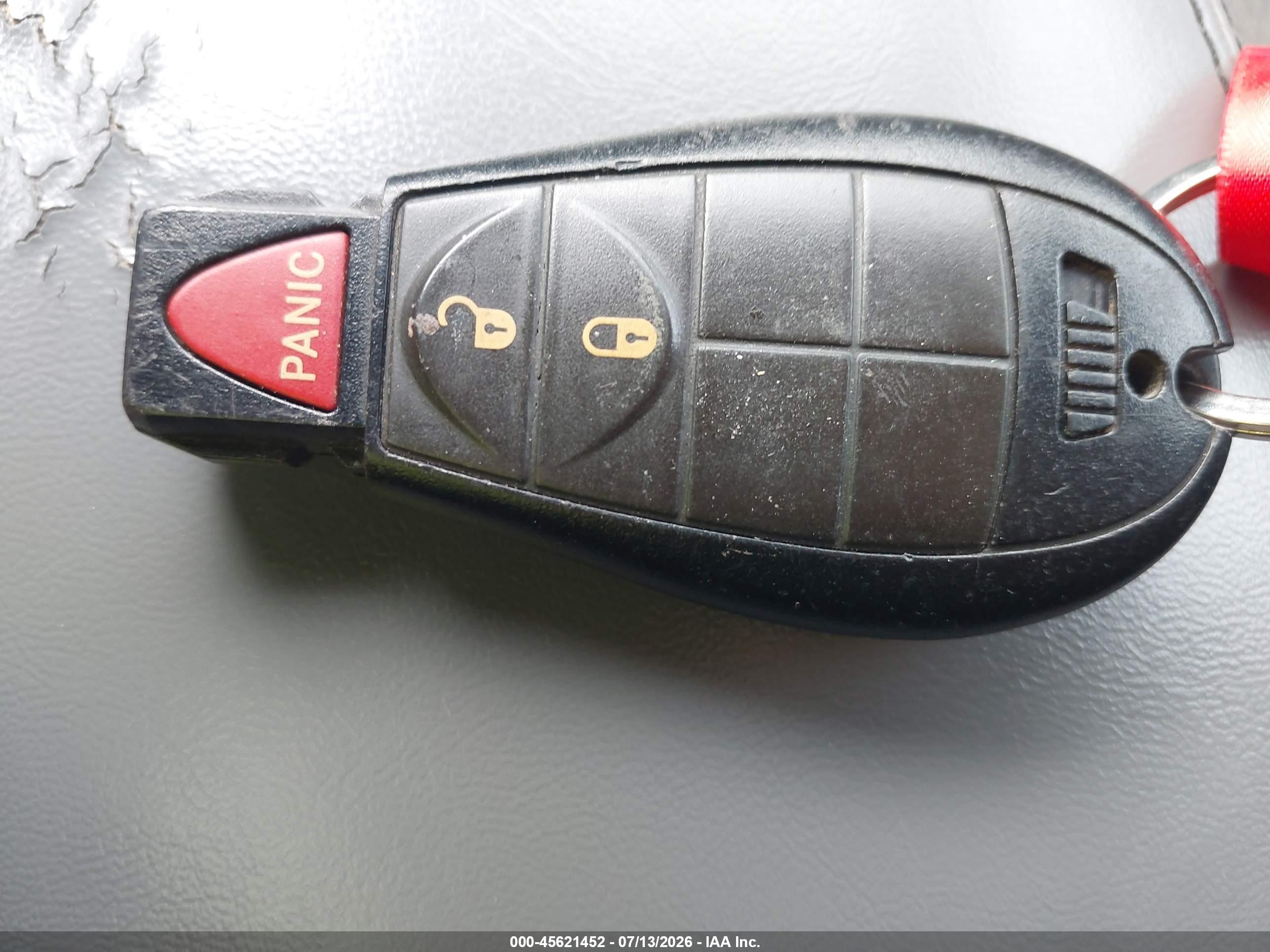 2014 Jeep Cherokee Latitude Красный vin: 1C4PJLCS1EW171905