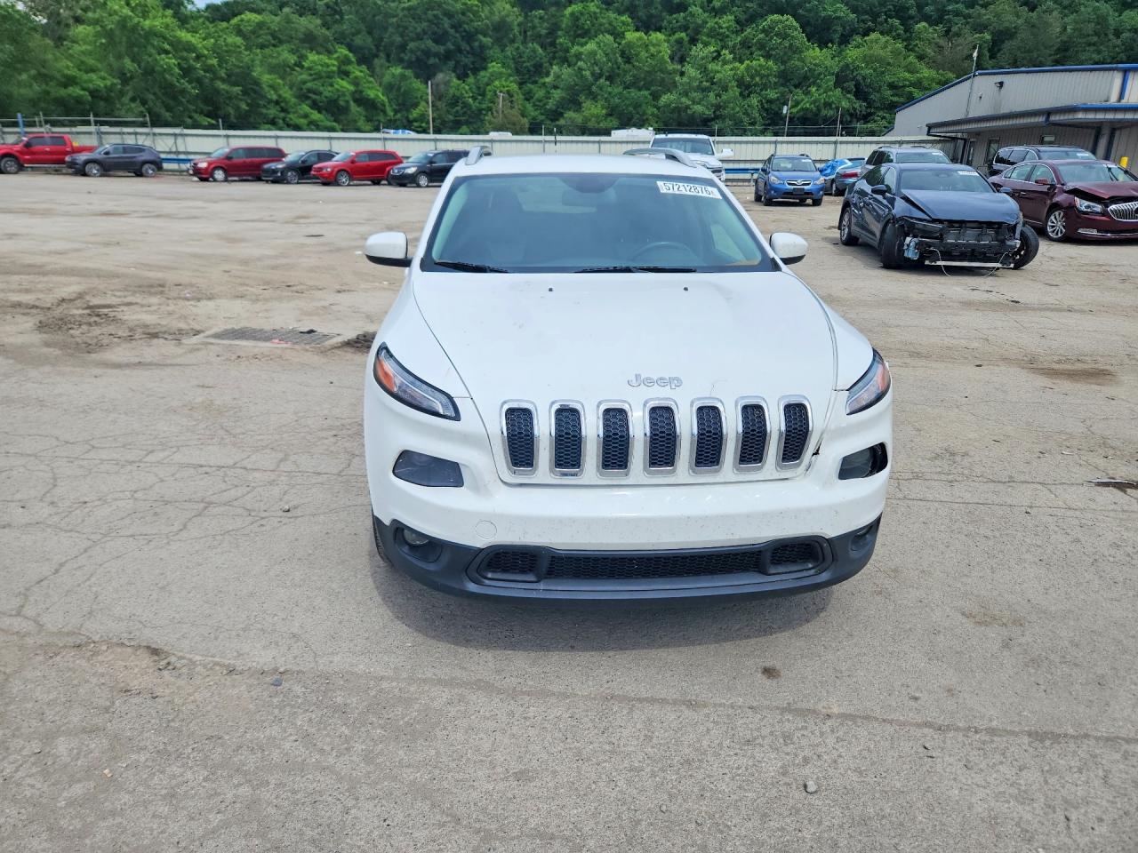 2014 Jeep Cherokee Latitude White vin: 1C4PJLCS2EW103001