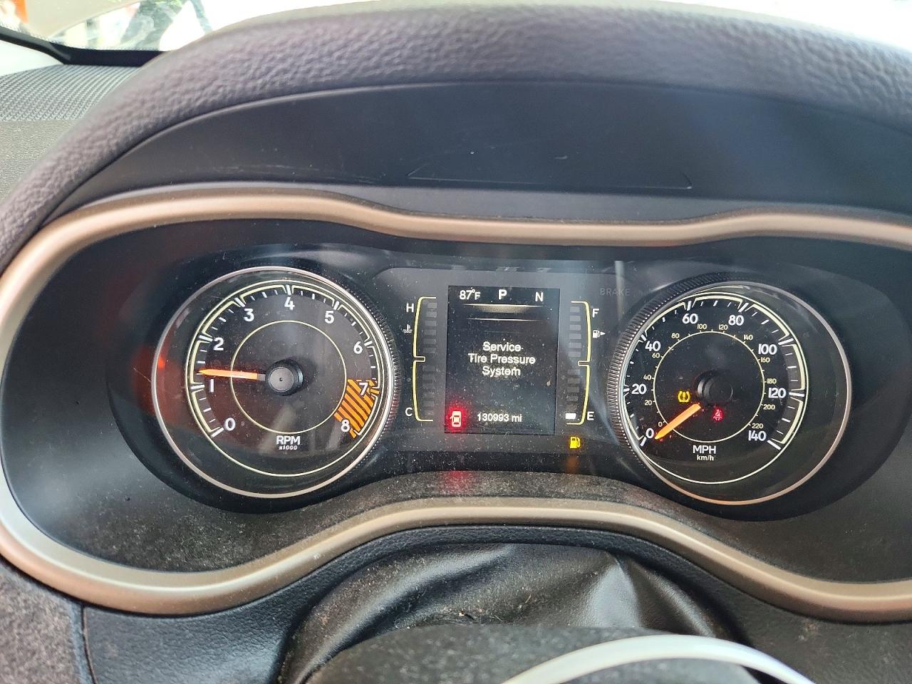 2014 Jeep Cherokee Latitude Бежевый vin: 1C4PJLCS2EW186686