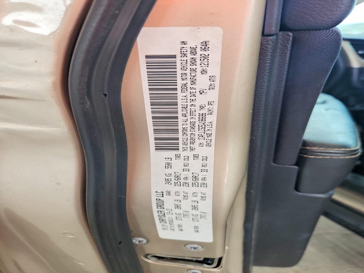 2014 Jeep Cherokee Latitude Бежевый vin: 1C4PJLCS2EW186686