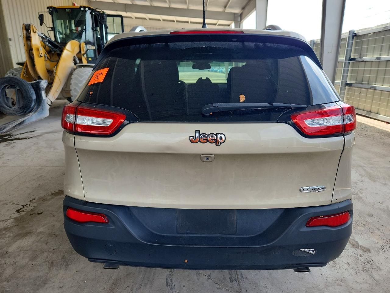 2014 Jeep Cherokee Latitude Бежевый vin: 1C4PJLCS2EW186686