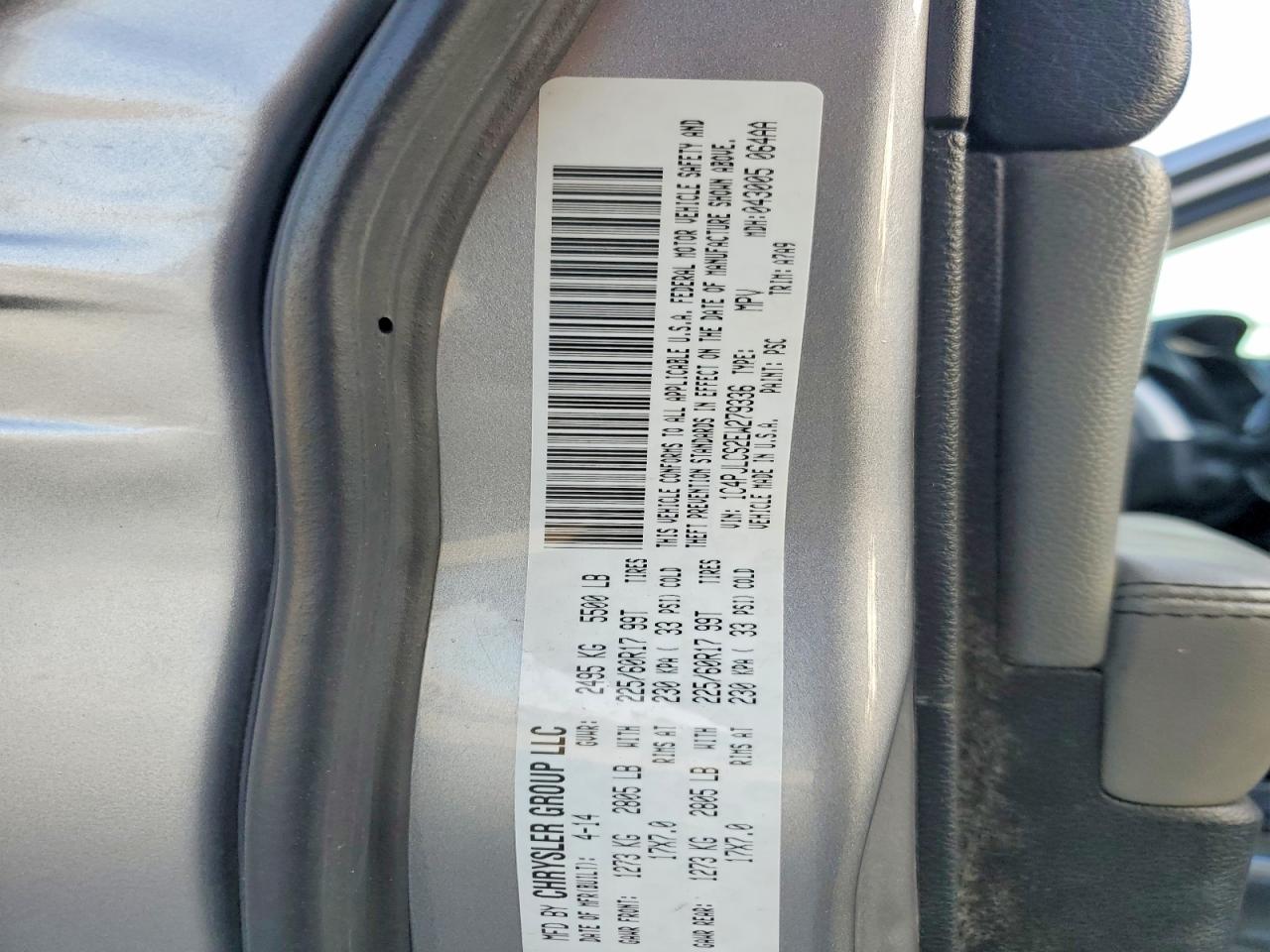 2014 Jeep Cherokee Latitude Silver vin: 1C4PJLCS2EW279336