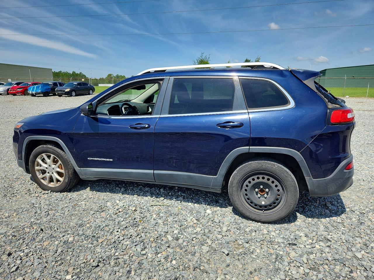 2015 Jeep Cherokee Latitude Blue vin: 1C4PJLCS2FW553815