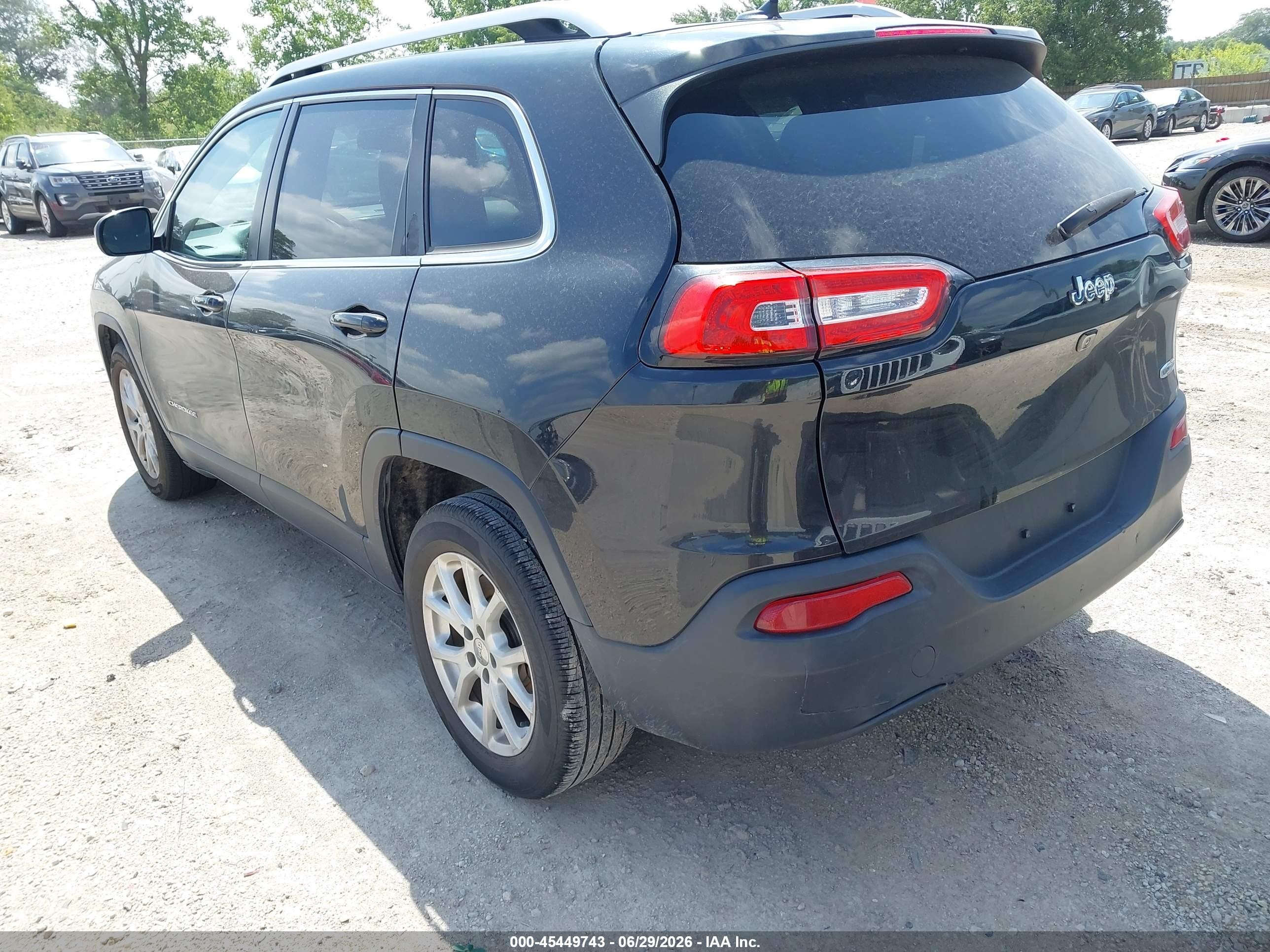 2015 Jeep Cherokee Latitude Black vin: 1C4PJLCS2FW629257