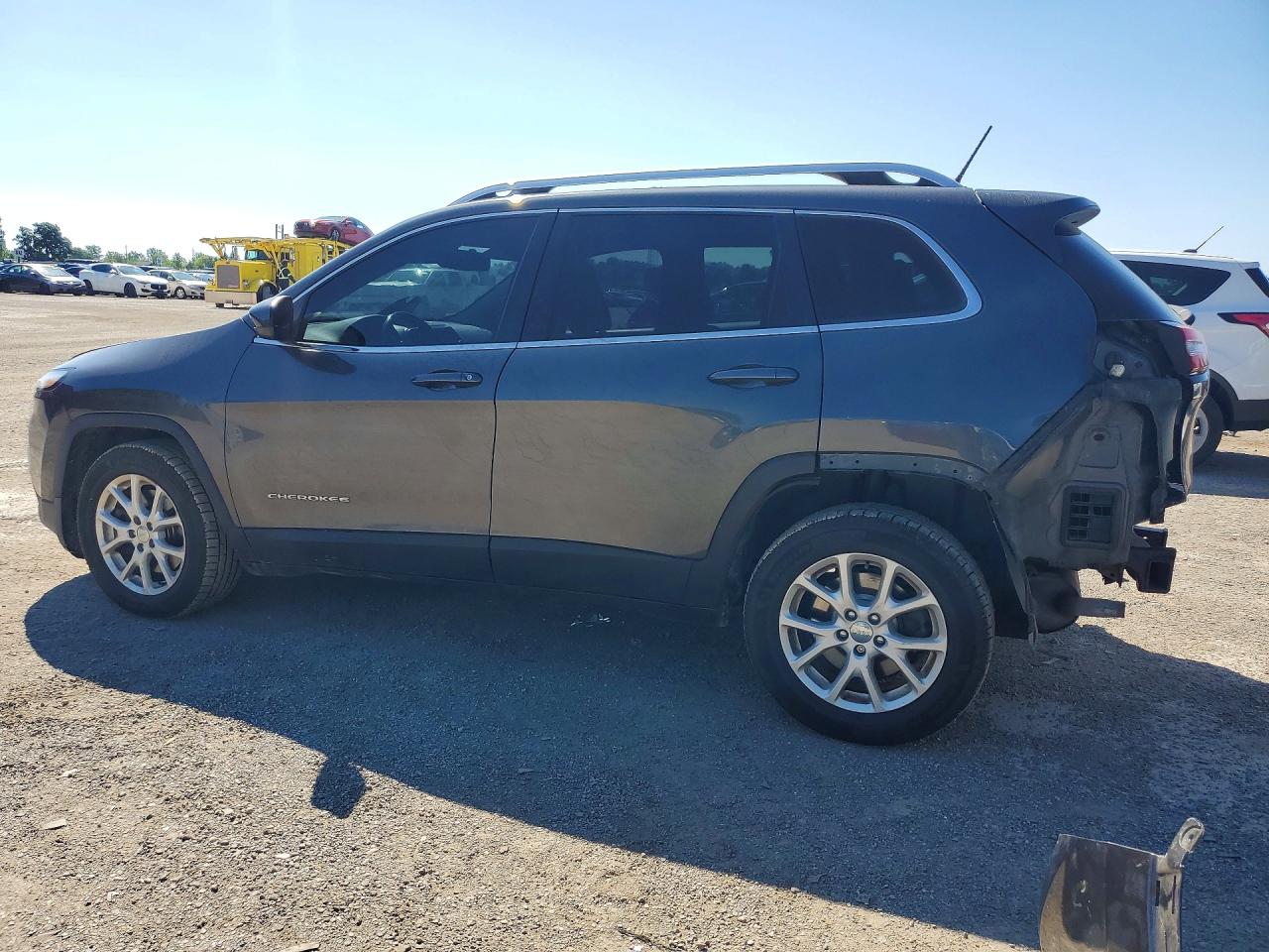 2015 Jeep Cherokee Latitude Black vin: 1C4PJLCS2FW638279