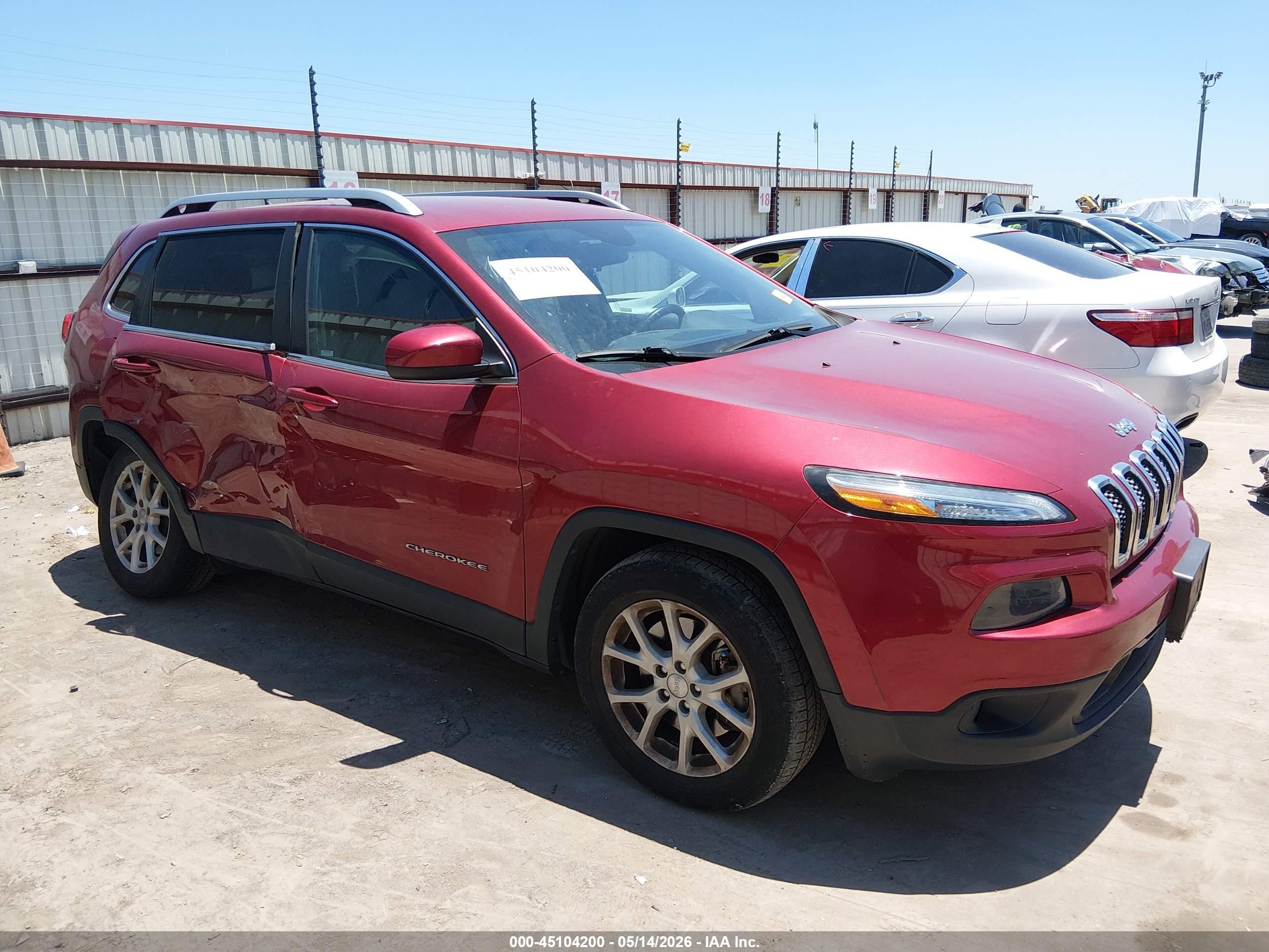 2015 Jeep Cherokee Latitude Burgundy vin: 1C4PJLCS2FW671668