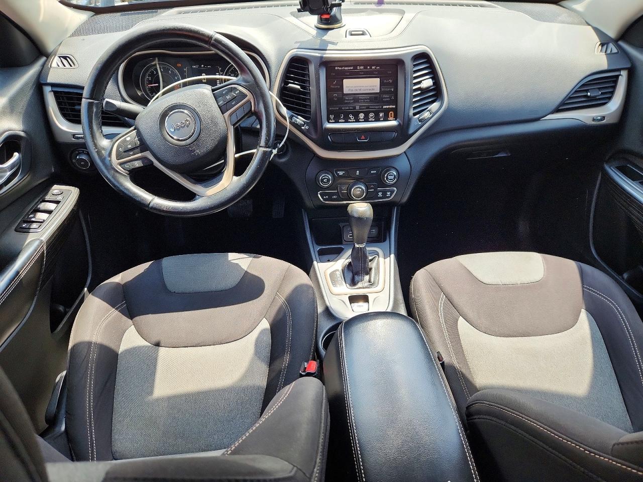 2014 Jeep Cherokee Latitude Gray vin: 1C4PJLCS3EW148481