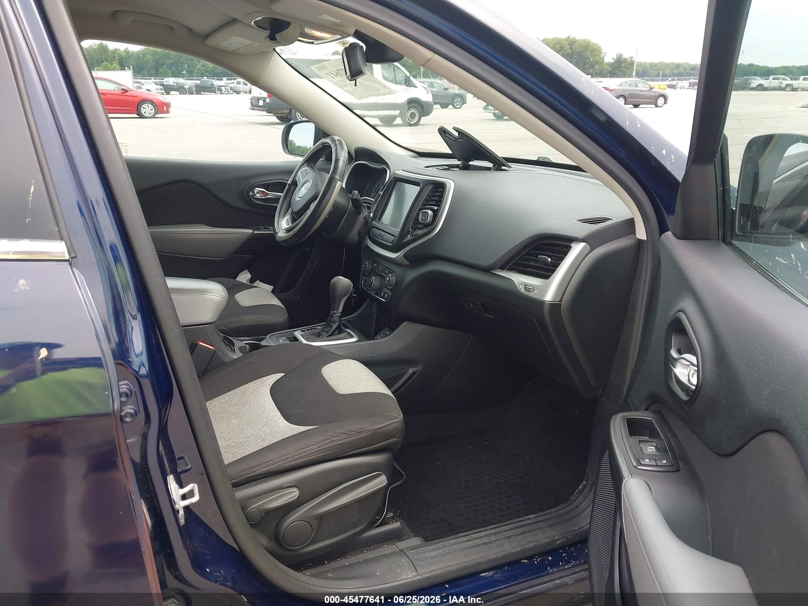 2014 Jeep Cherokee Latitude Dark Blue vin: 1C4PJLCS3EW154281