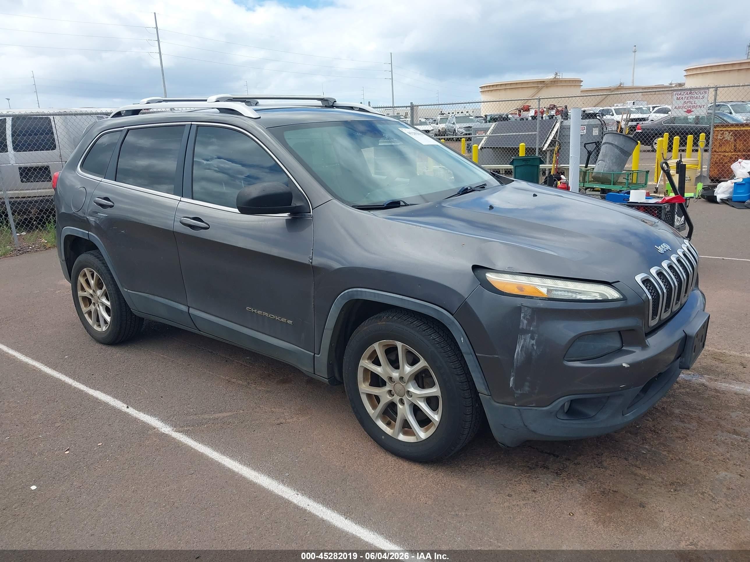 2014 Jeep Cherokee Latitude Gray vin: 1C4PJLCS3EW299871