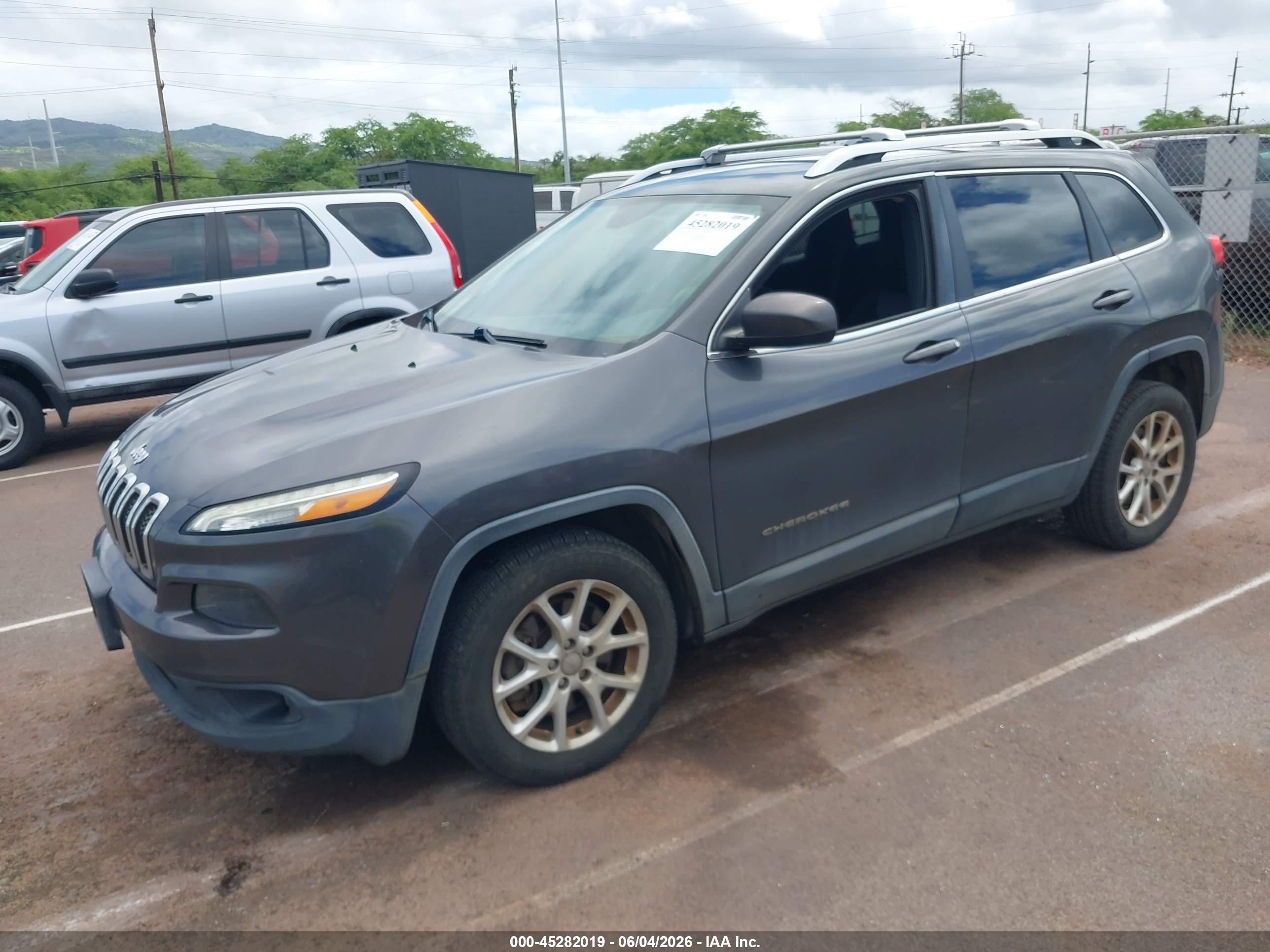 2014 Jeep Cherokee Latitude Gray vin: 1C4PJLCS3EW299871