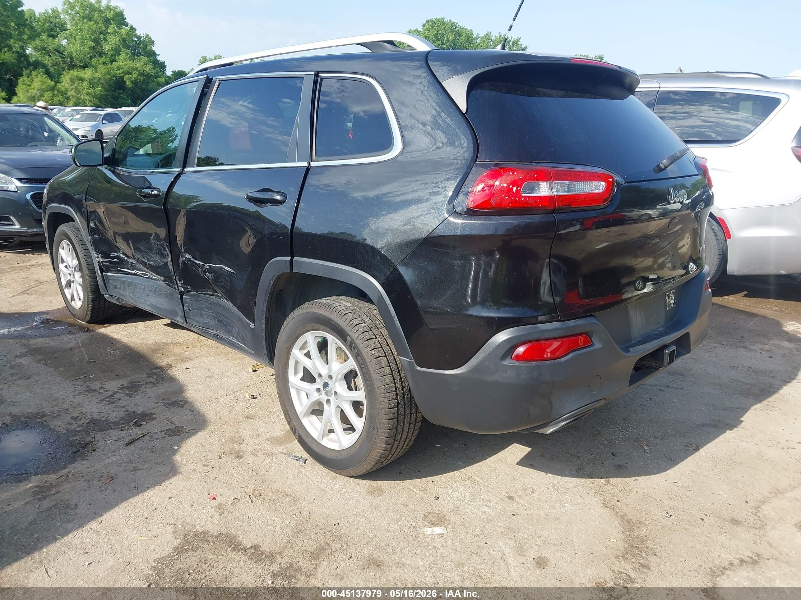 2015 Jeep Cherokee Latitude Black vin: 1C4PJLCS3FW525666