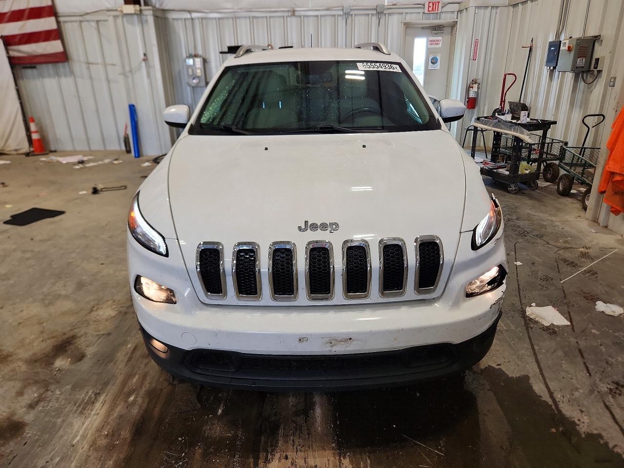 2015 Jeep Cherokee Latitude Белый vin: 1C4PJLCS3FW616713