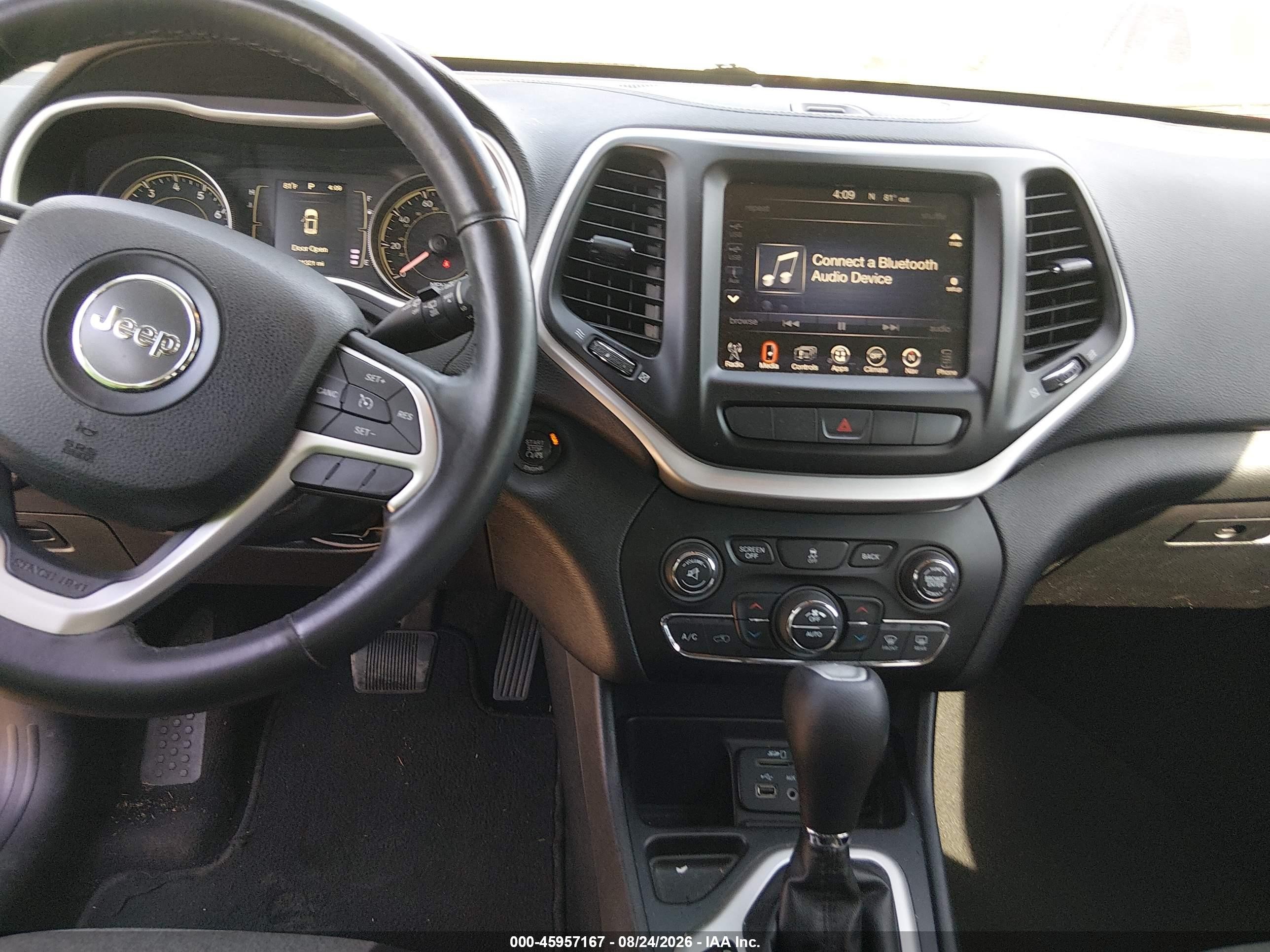 2014 Jeep Cherokee Latitude Black vin: 1C4PJLCS4EW202726