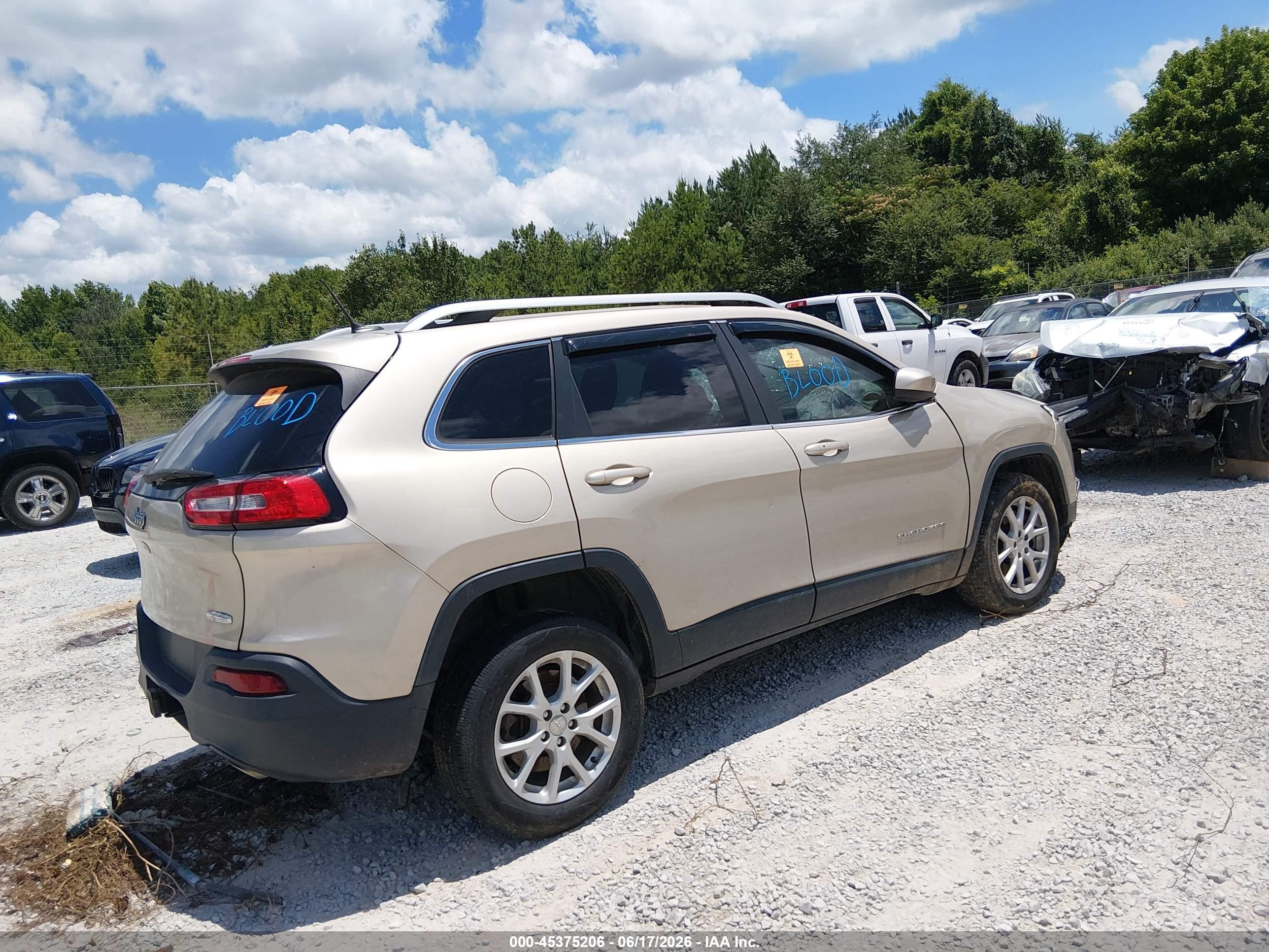 2014 Jeep Cherokee Latitude Gold vin: 1C4PJLCS4EW297353