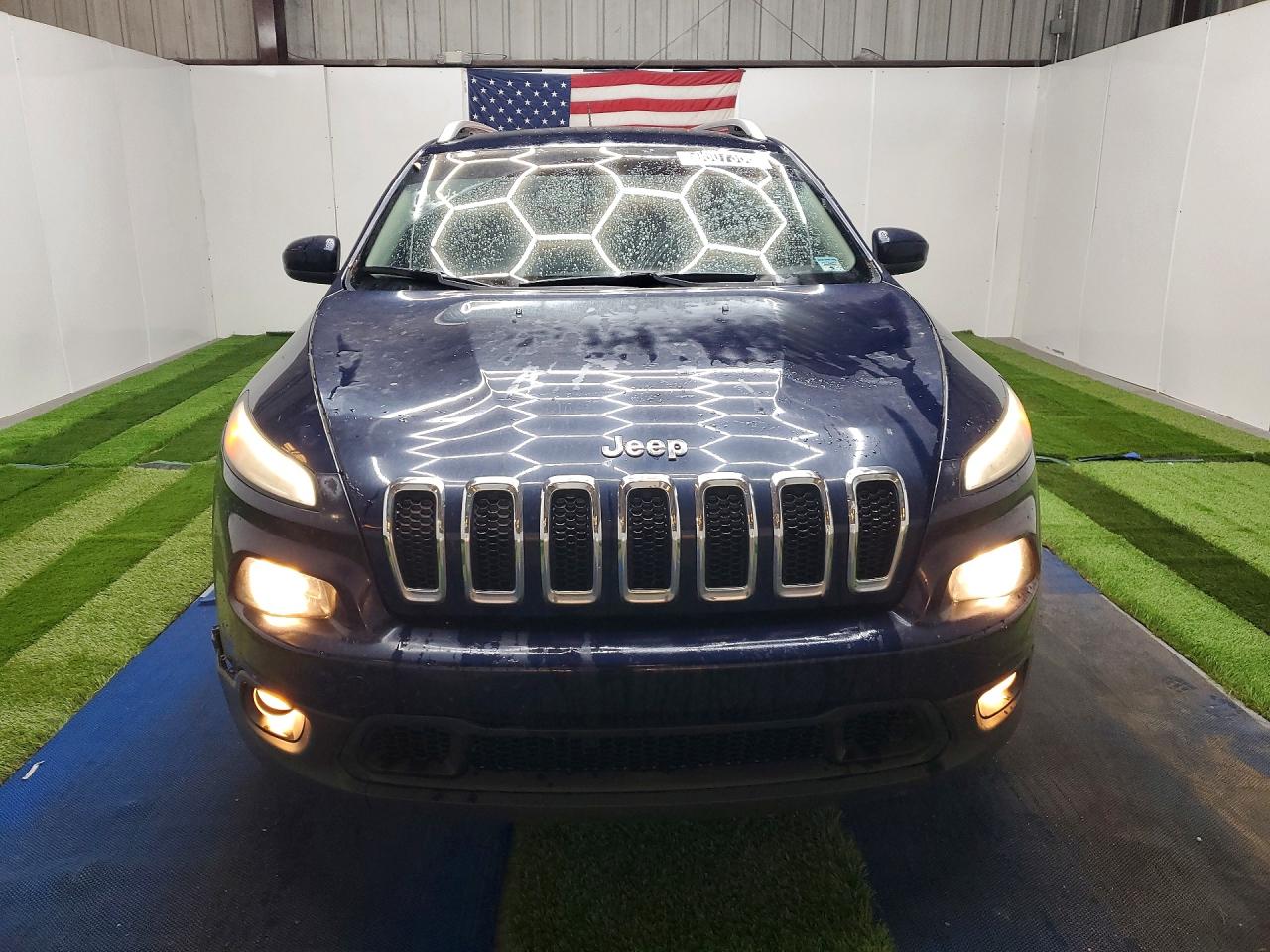 2014 Jeep Cherokee Latitude Blue vin: 1C4PJLCS4EW299278