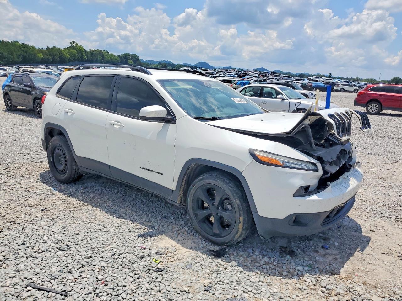 2015 Jeep Cherokee Latitude Белый vin: 1C4PJLCS4FW766023