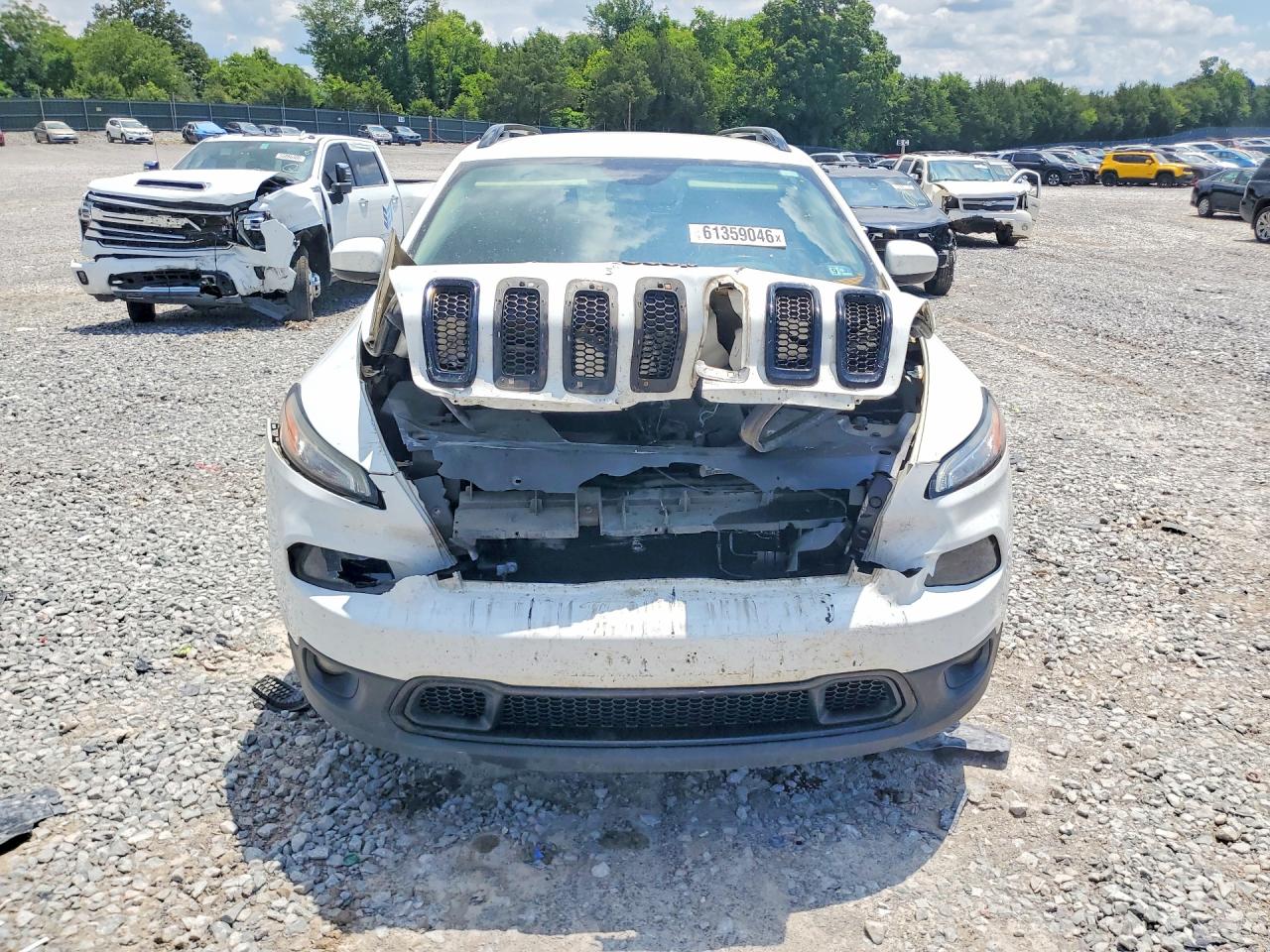 2015 Jeep Cherokee Latitude Белый vin: 1C4PJLCS4FW766023