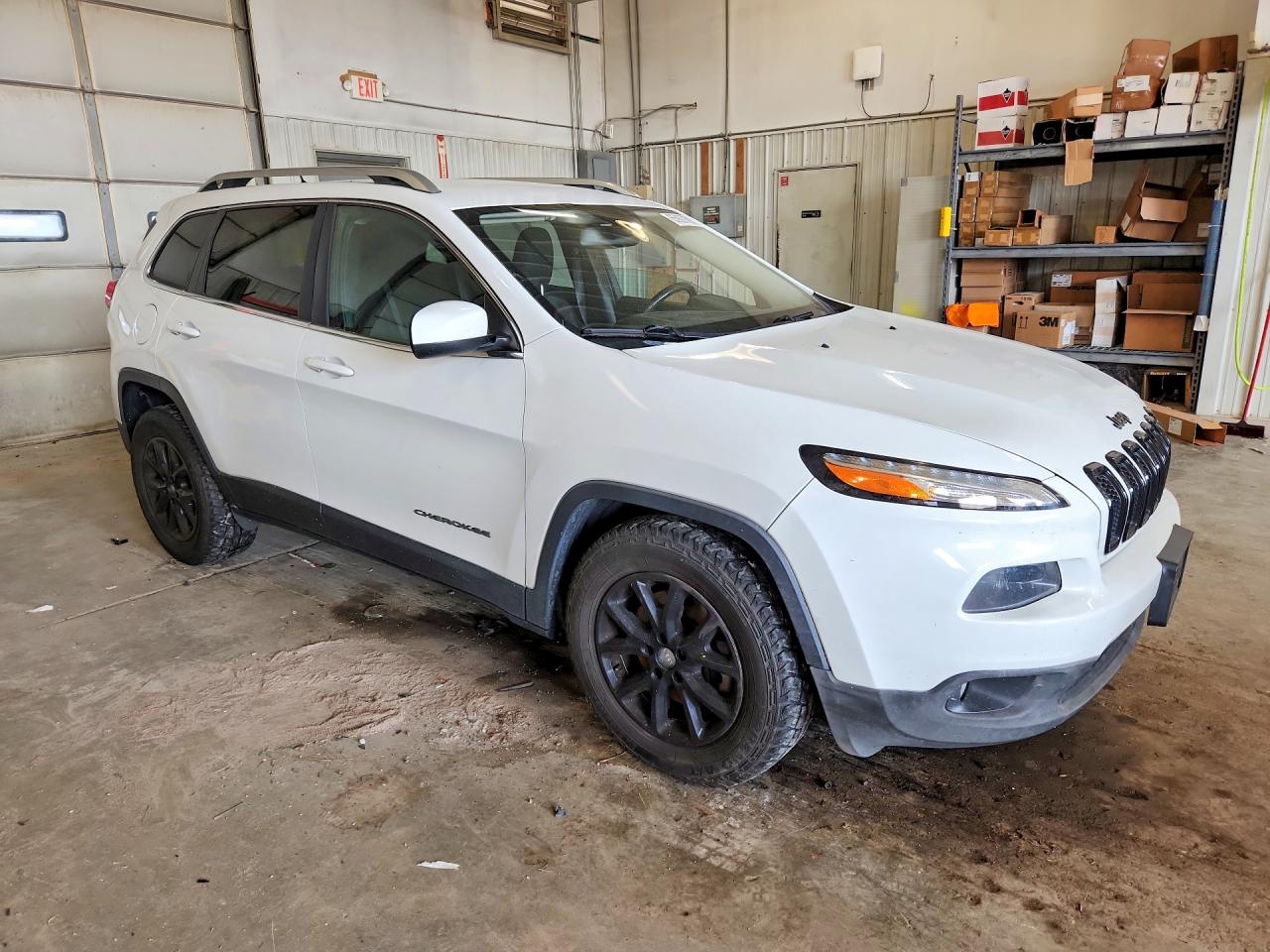 2015 Jeep Cherokee Latitude Белый vin: 1C4PJLCS5FW761851