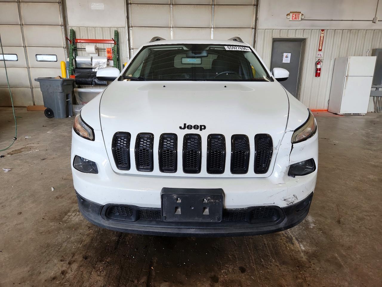 2015 Jeep Cherokee Latitude Белый vin: 1C4PJLCS5FW761851