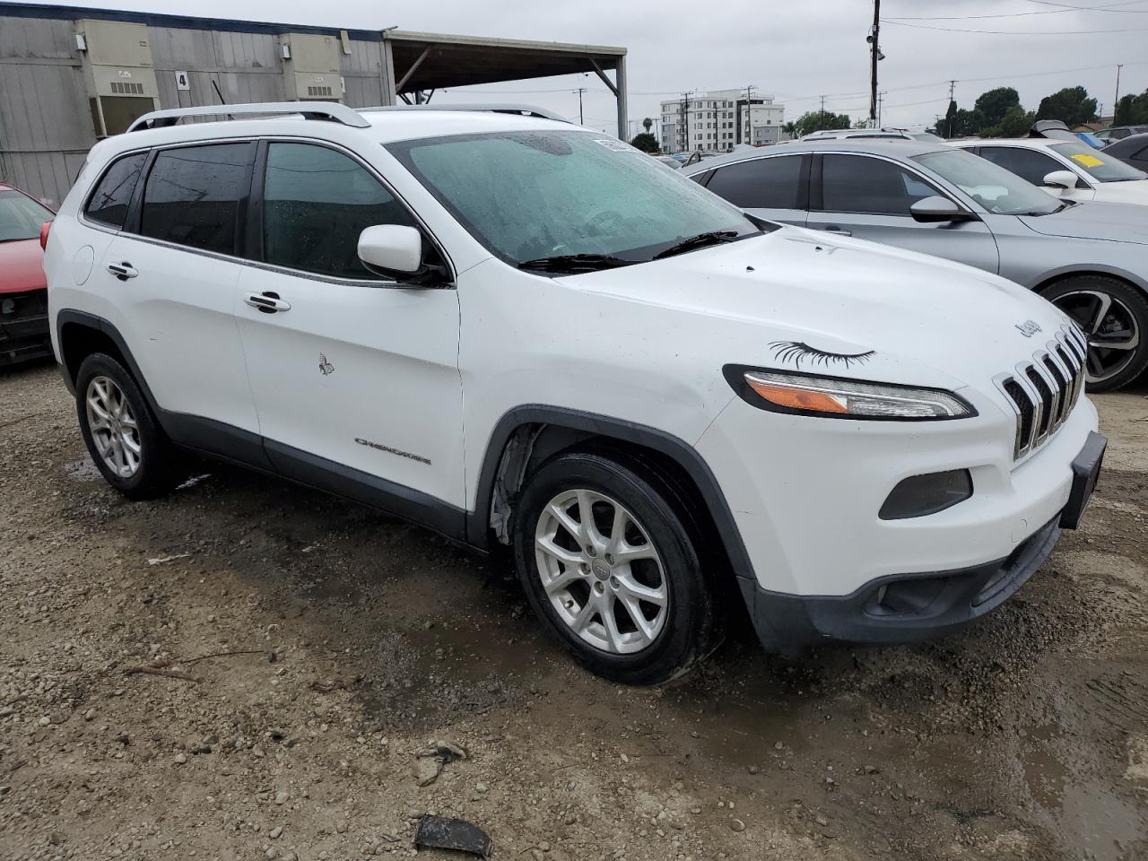 2014 Jeep Cherokee Latitude White vin: 1C4PJLCS6EW102692