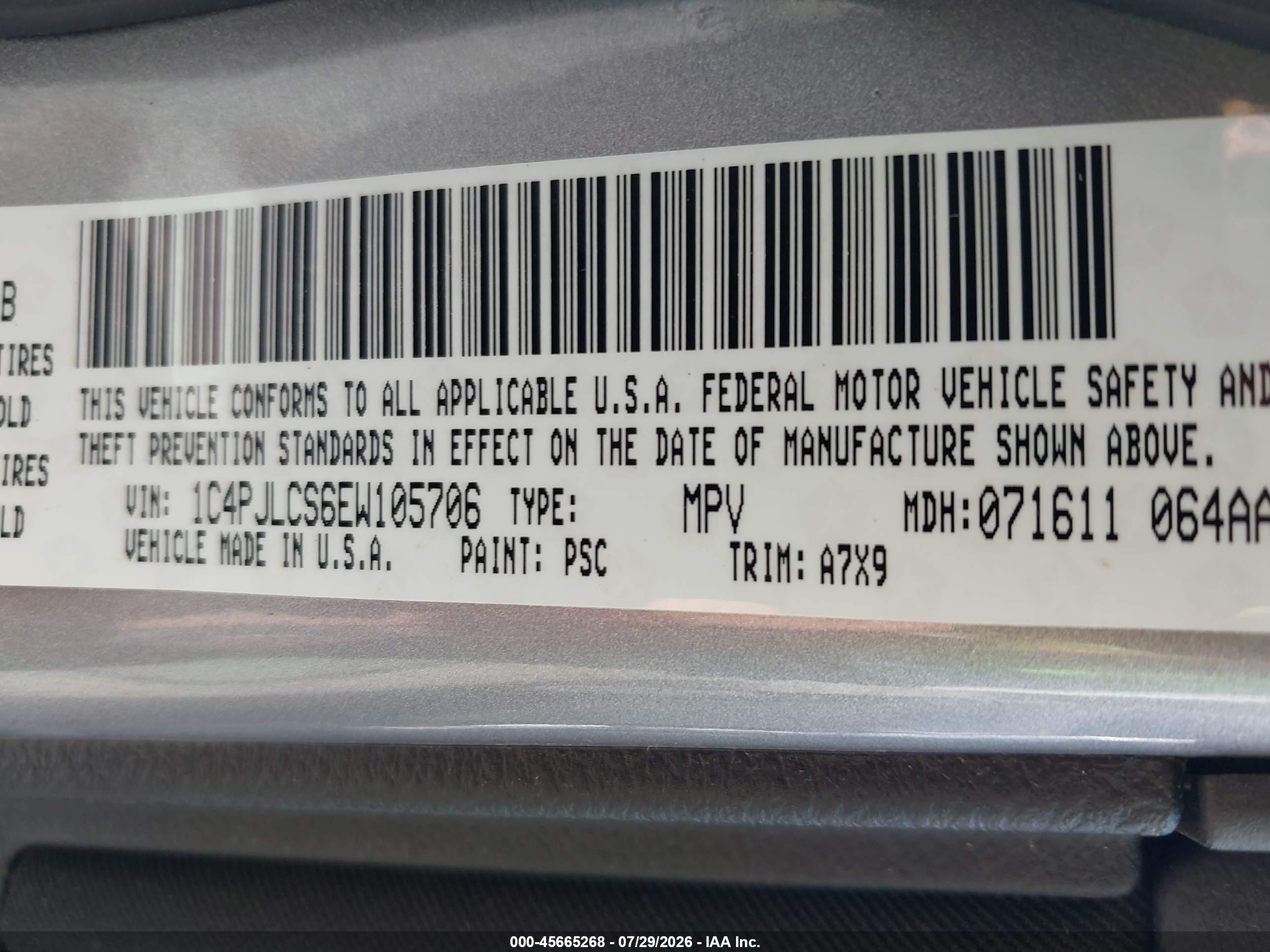 2014 Jeep Cherokee Latitude Серебряный vin: 1C4PJLCS6EW105706