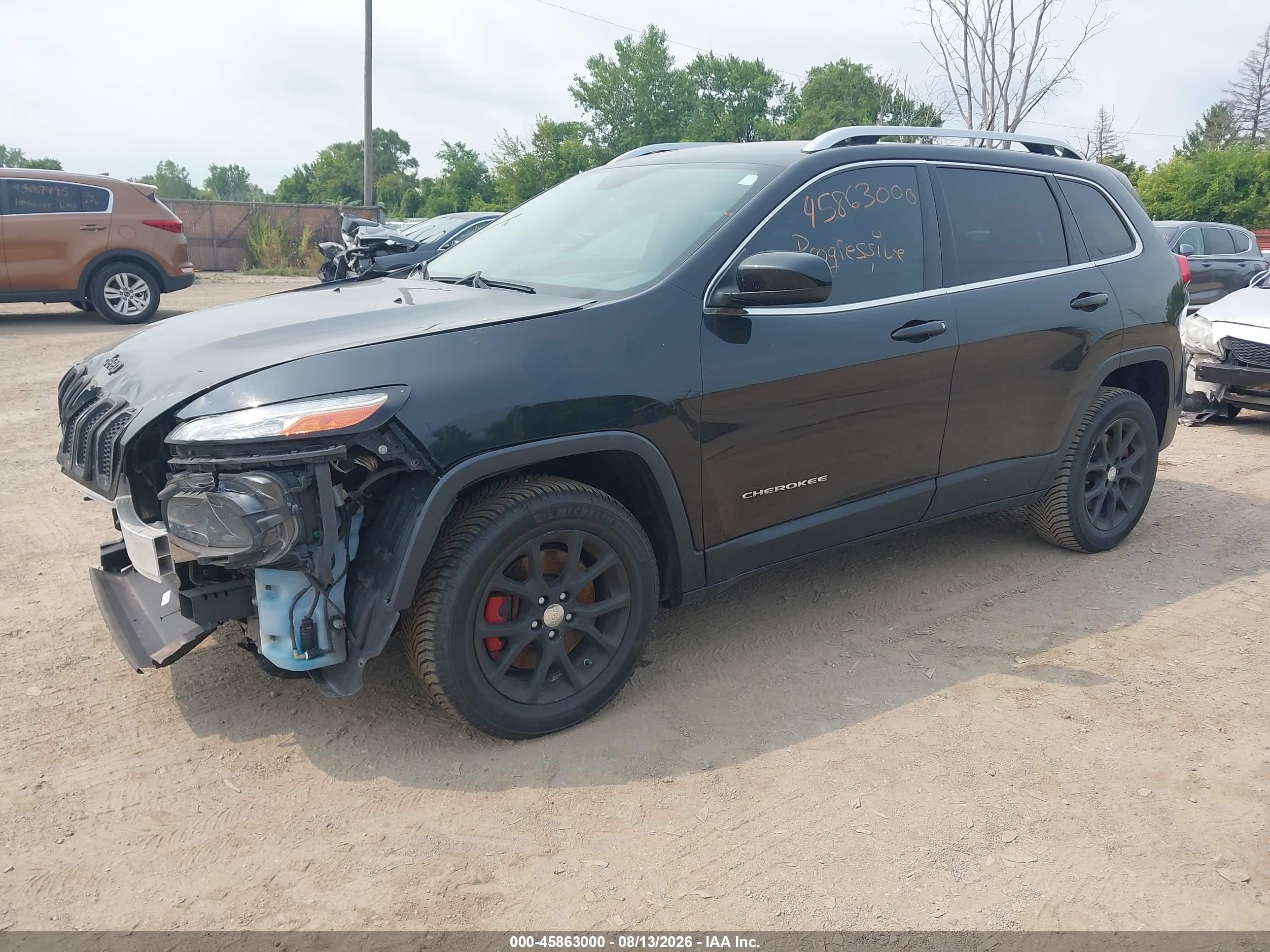 2014 Jeep Cherokee Latitude Black vin: 1C4PJLCS6EW106046