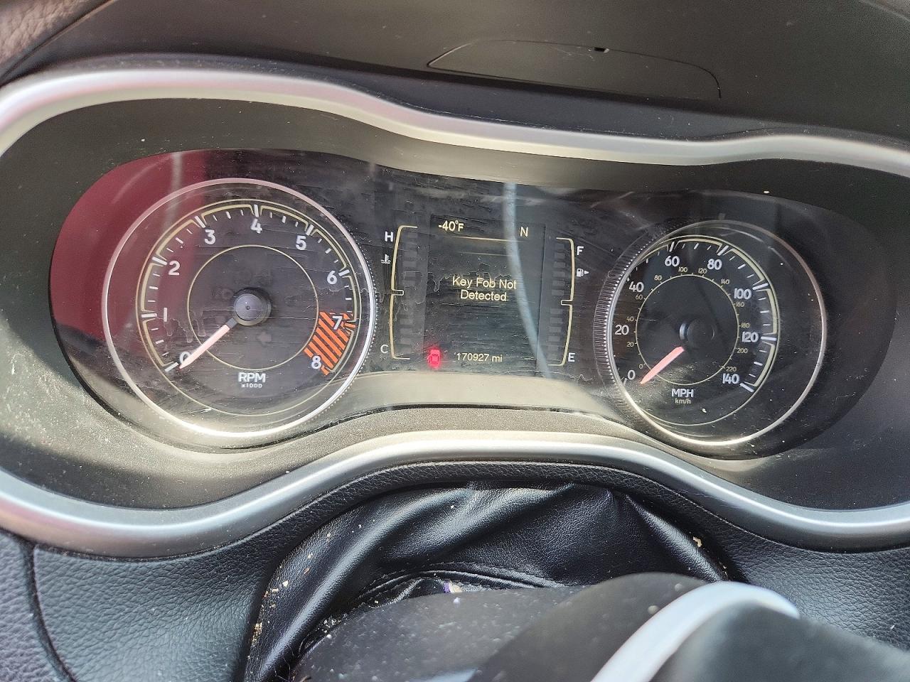 2014 Jeep Cherokee Latitude White vin: 1C4PJLCS6EW115720