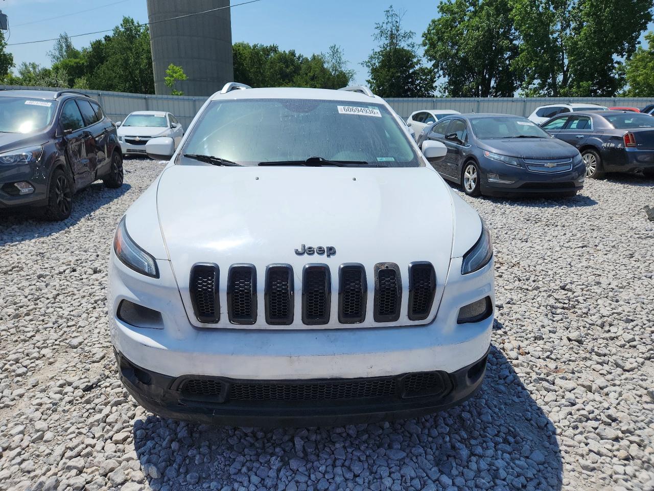 2014 Jeep Cherokee Latitude White vin: 1C4PJLCS6EW115720