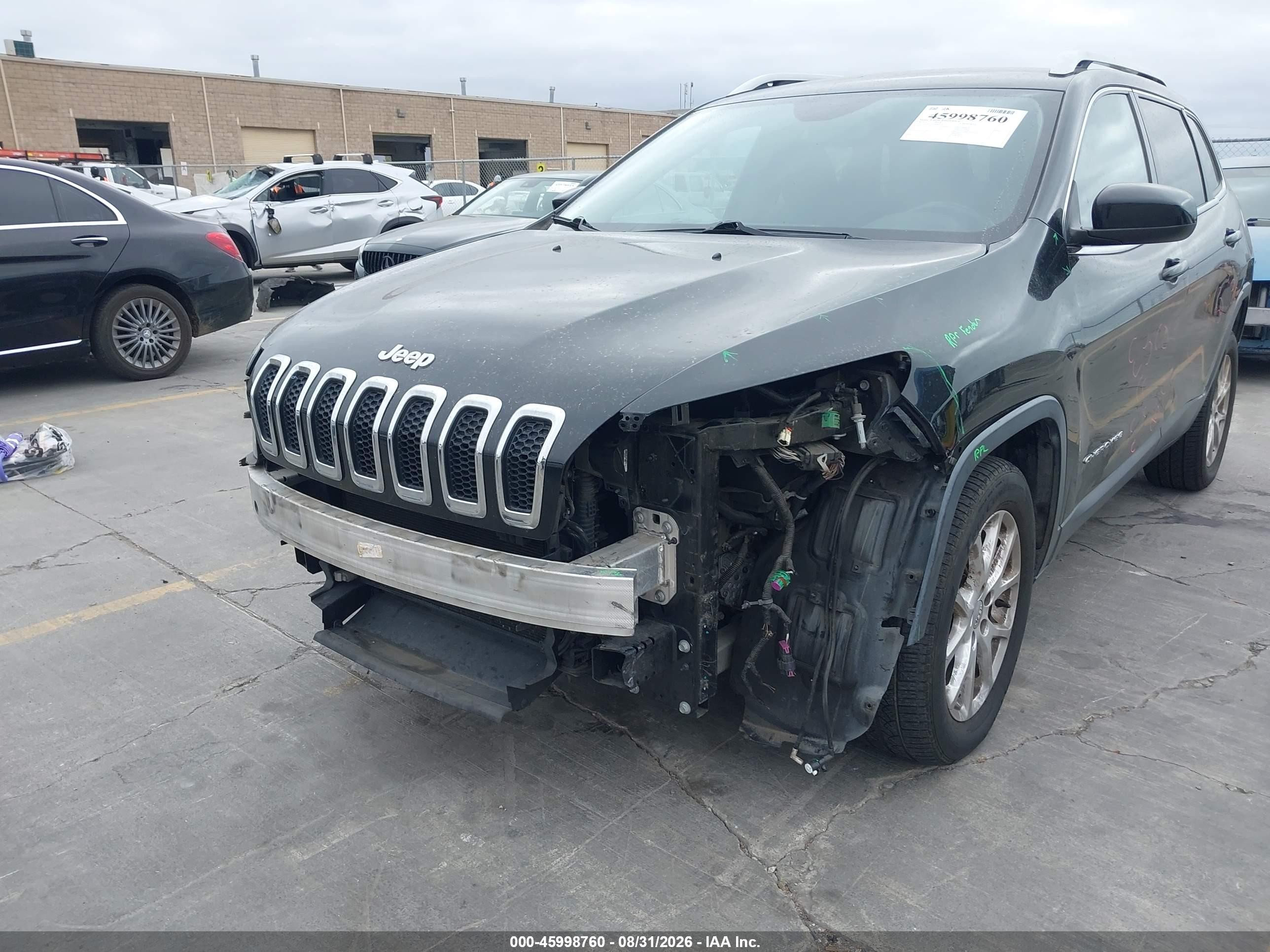 2015 Jeep Cherokee Latitude Black vin: 1C4PJLCS6FW505976