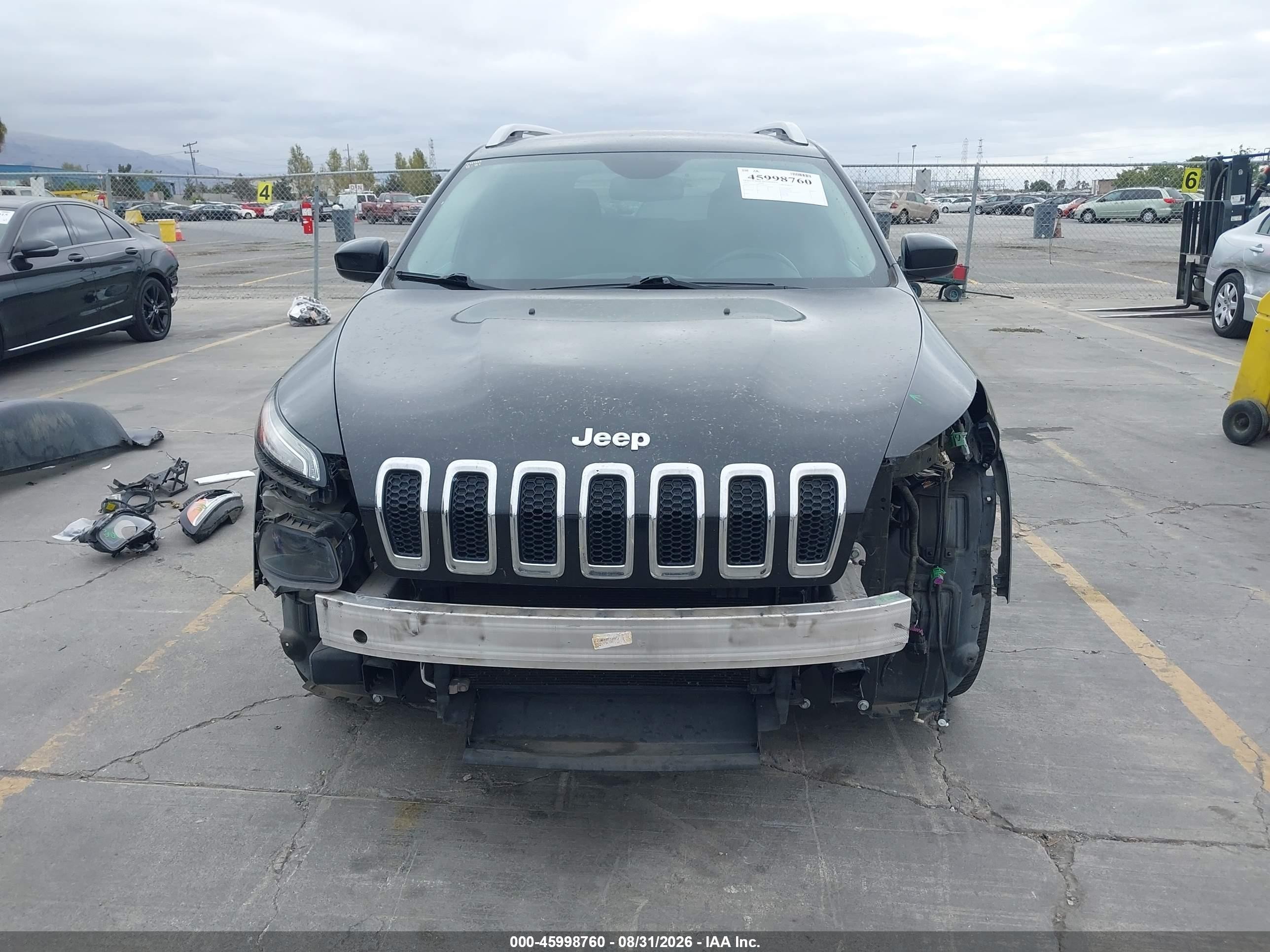 2015 Jeep Cherokee Latitude Black vin: 1C4PJLCS6FW505976