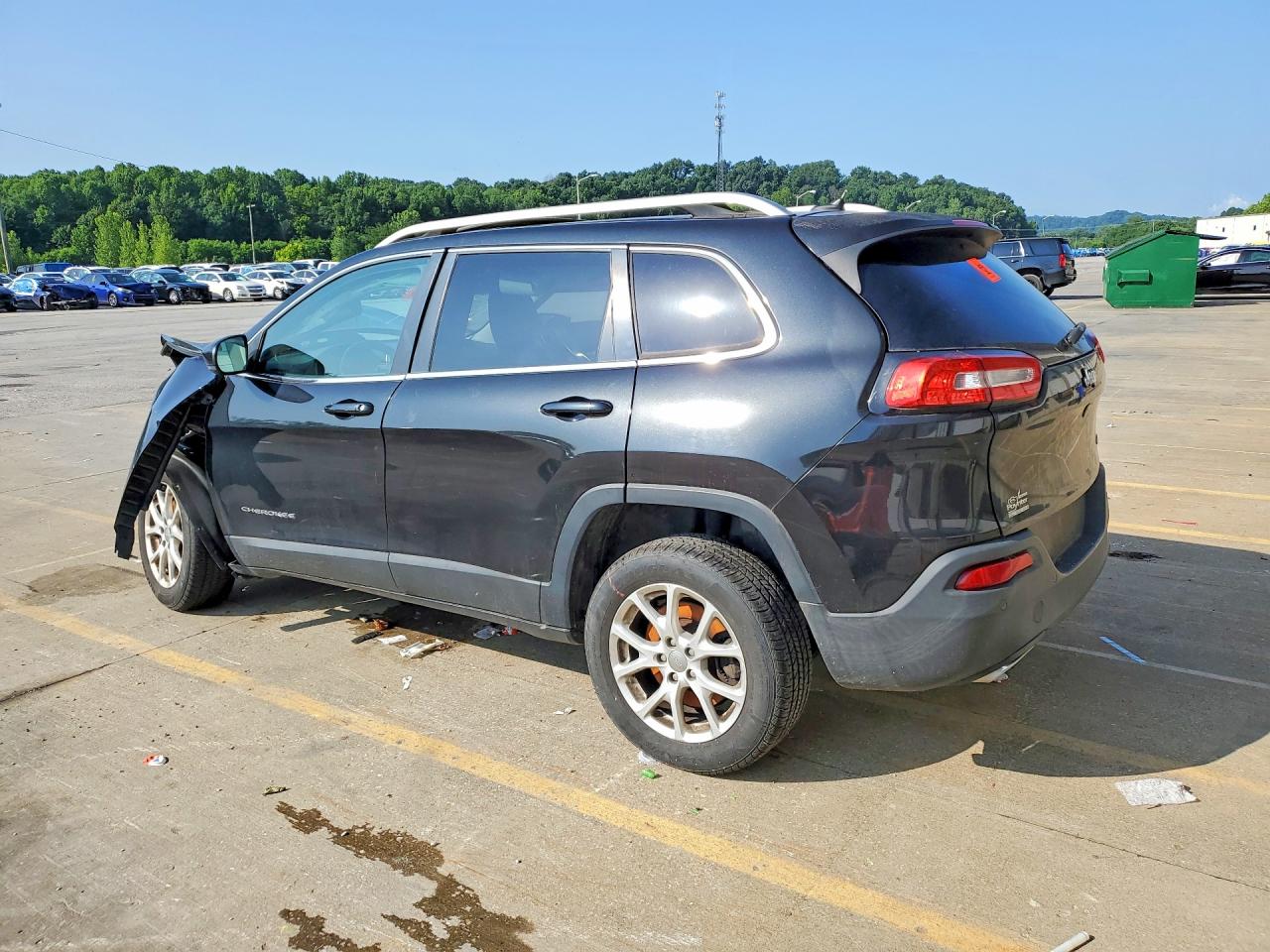 2015 Jeep Cherokee Latitude Black vin: 1C4PJLCS6FW632341