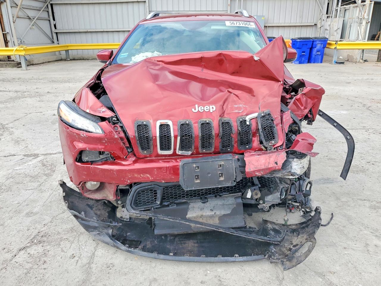 2017 Jeep Cherokee Latitude Red vin: 1C4PJLCS6HW549351