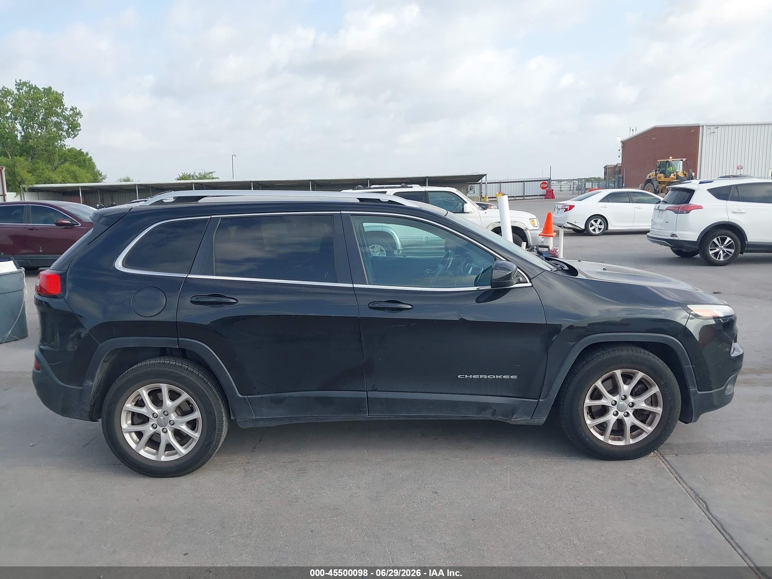 2014 Jeep Cherokee Latitude Black vin: 1C4PJLCS7EW287318