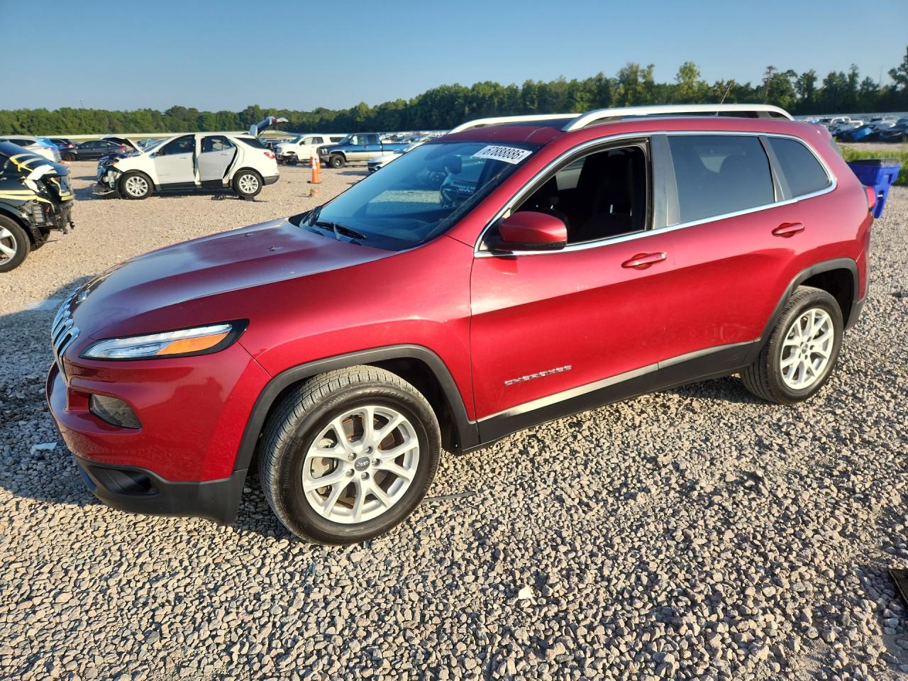 2015 Jeep Cherokee Latitude Burgundy vin: 1C4PJLCS7FW553521
