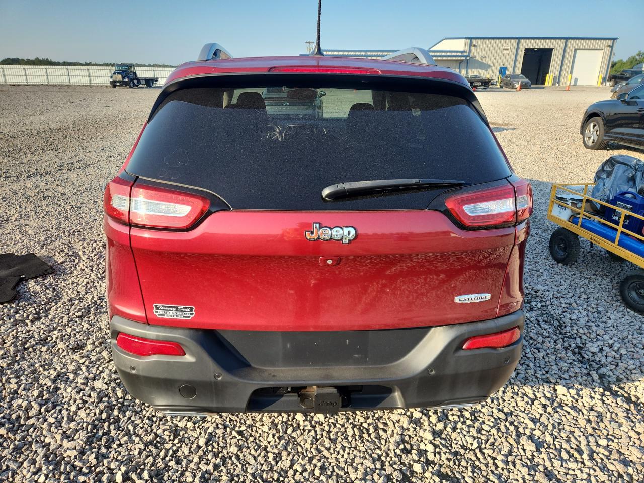 2015 Jeep Cherokee Latitude Burgundy vin: 1C4PJLCS7FW553521