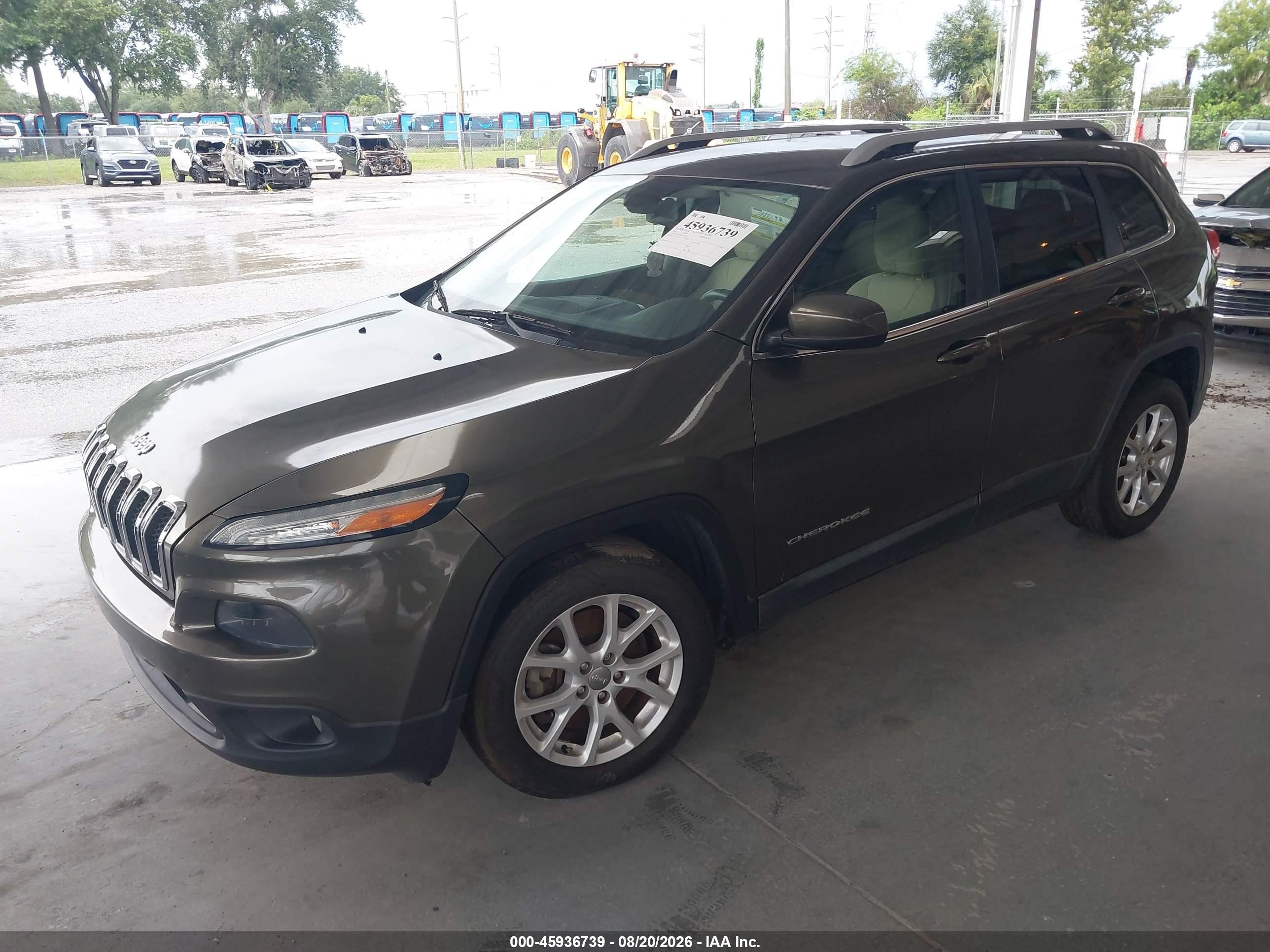 2015 Jeep Cherokee Latitude Зеленый vin: 1C4PJLCS7FW596661