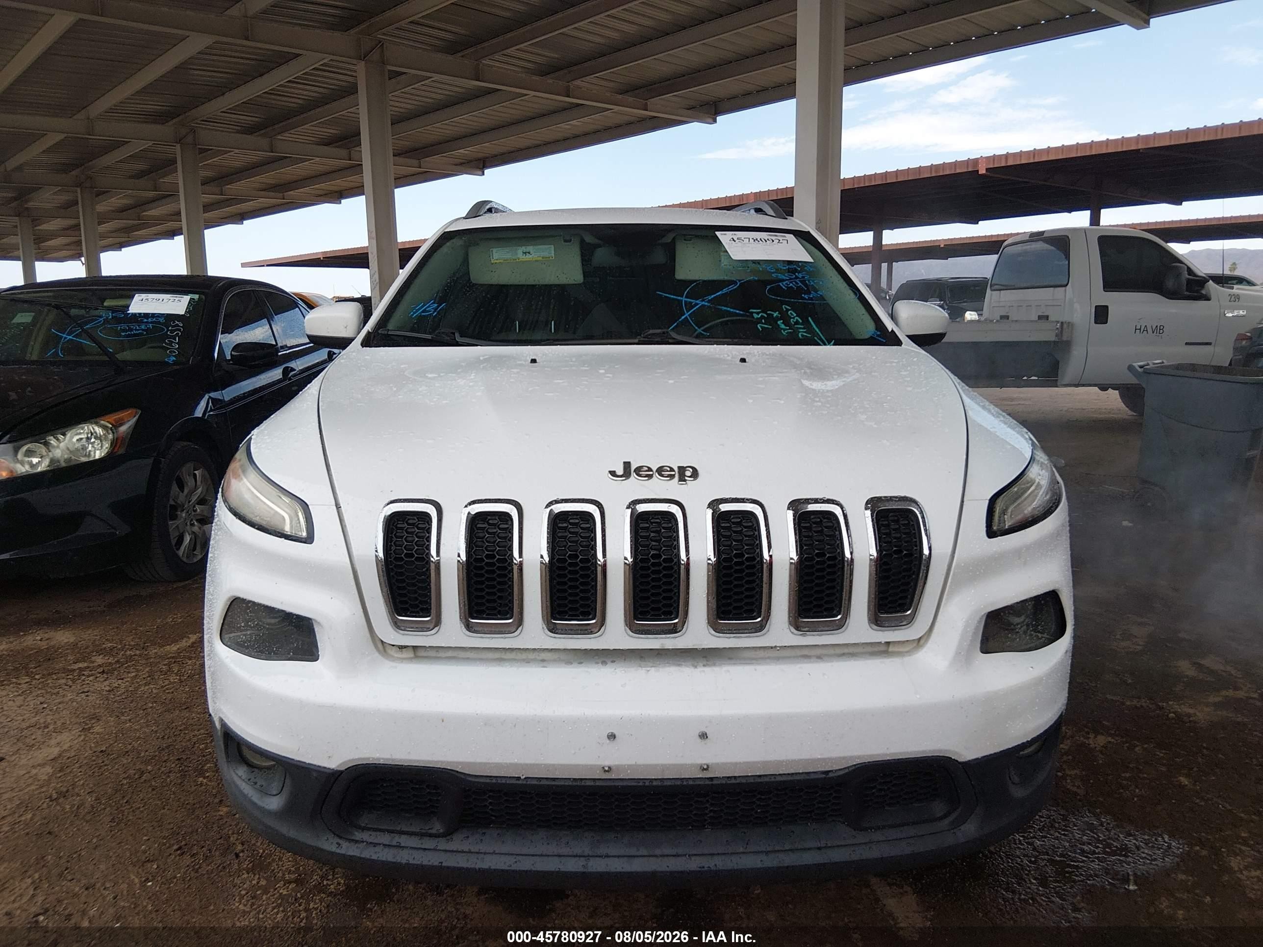2015 Jeep Cherokee Latitude Белый vin: 1C4PJLCS7FW711307