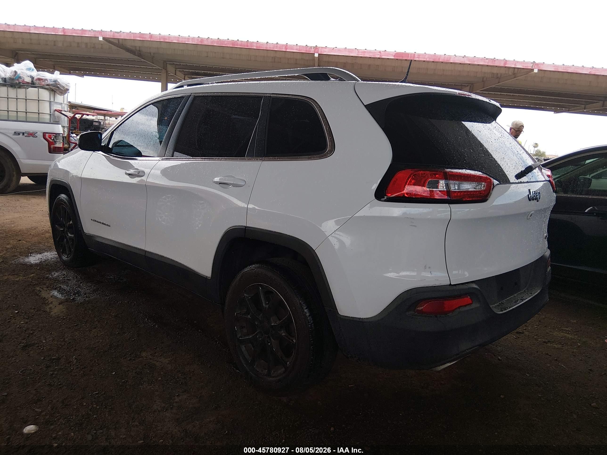 2015 Jeep Cherokee Latitude Белый vin: 1C4PJLCS7FW711307