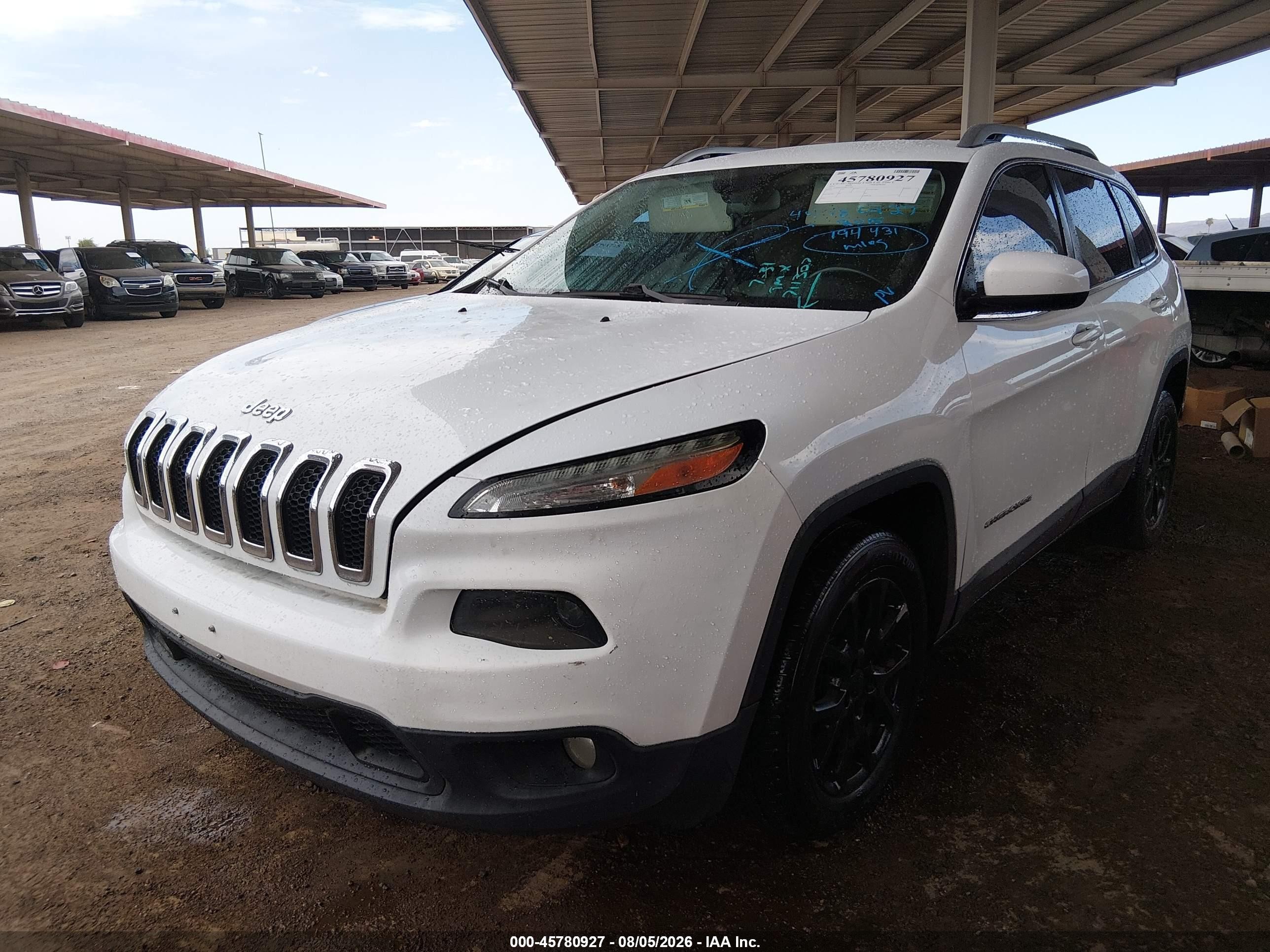 2015 Jeep Cherokee Latitude Белый vin: 1C4PJLCS7FW711307