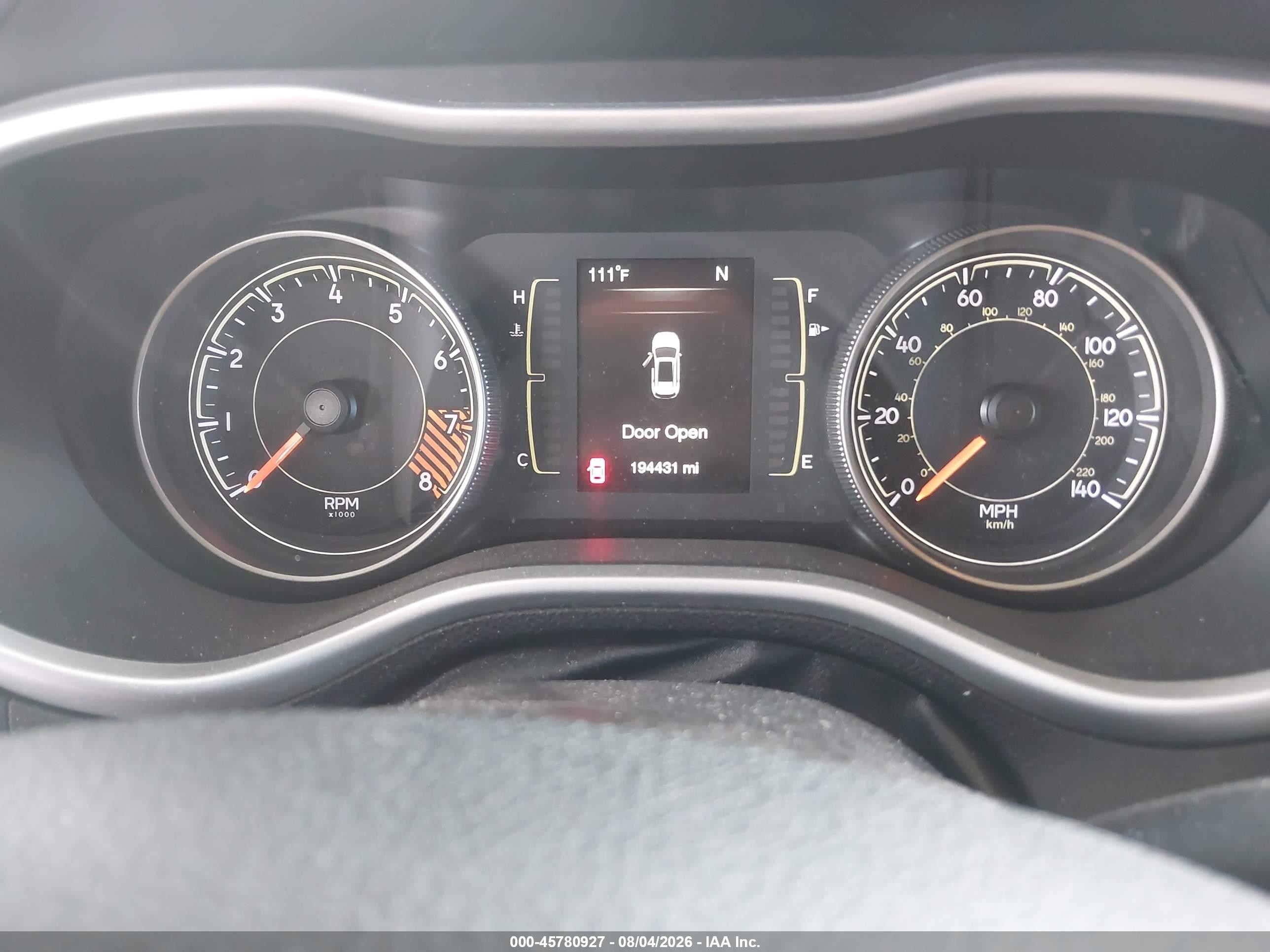 2015 Jeep Cherokee Latitude Белый vin: 1C4PJLCS7FW711307