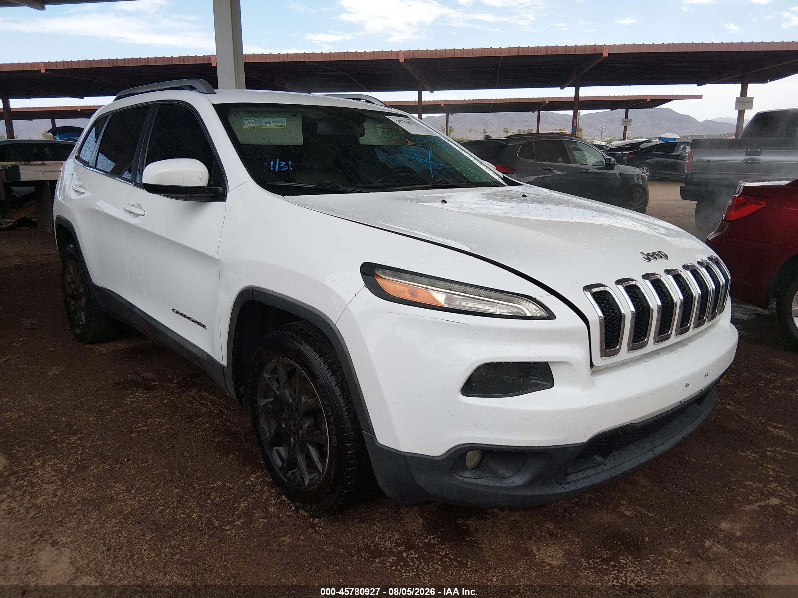 2015 Jeep Cherokee Latitude White vin: 1C4PJLCS7FW711307